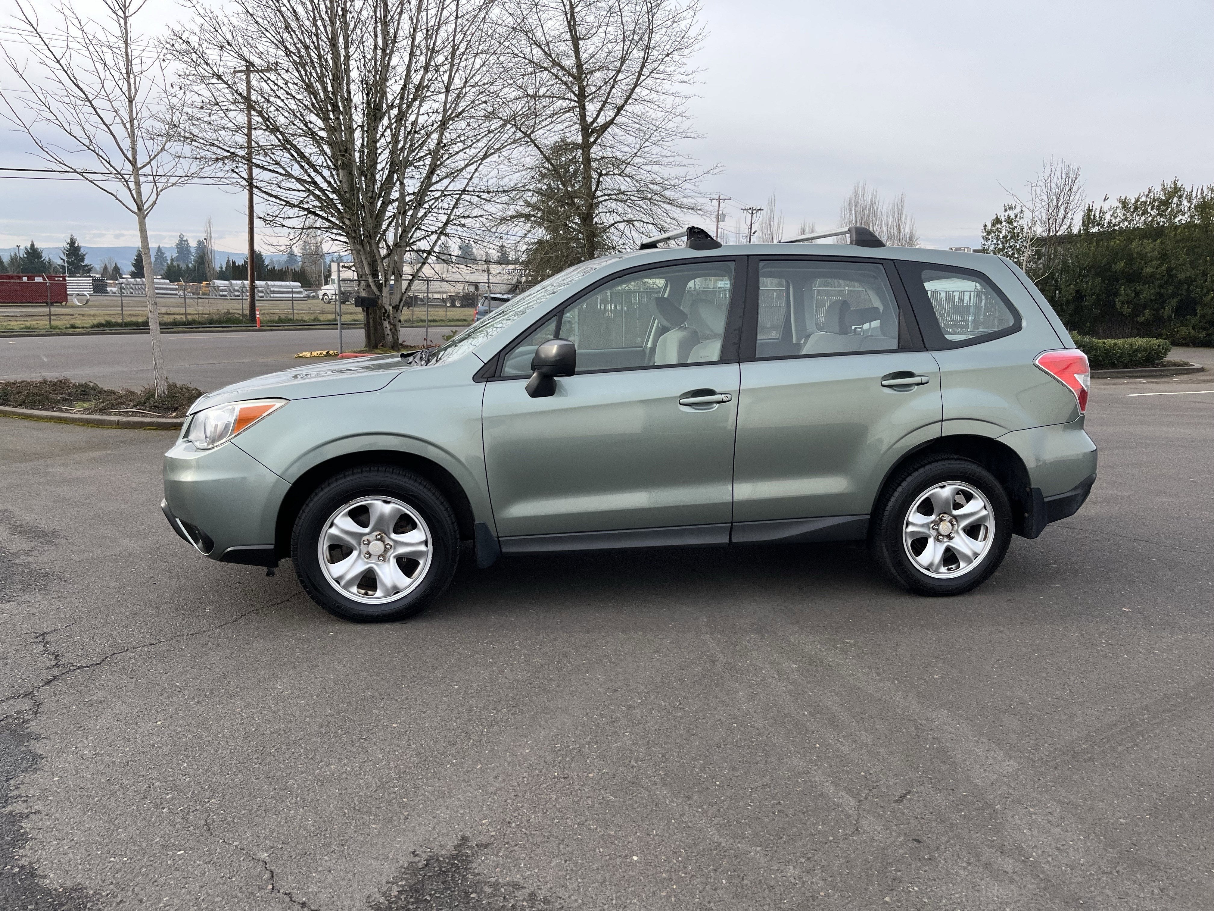 2014 Subaru Forester 2.5i