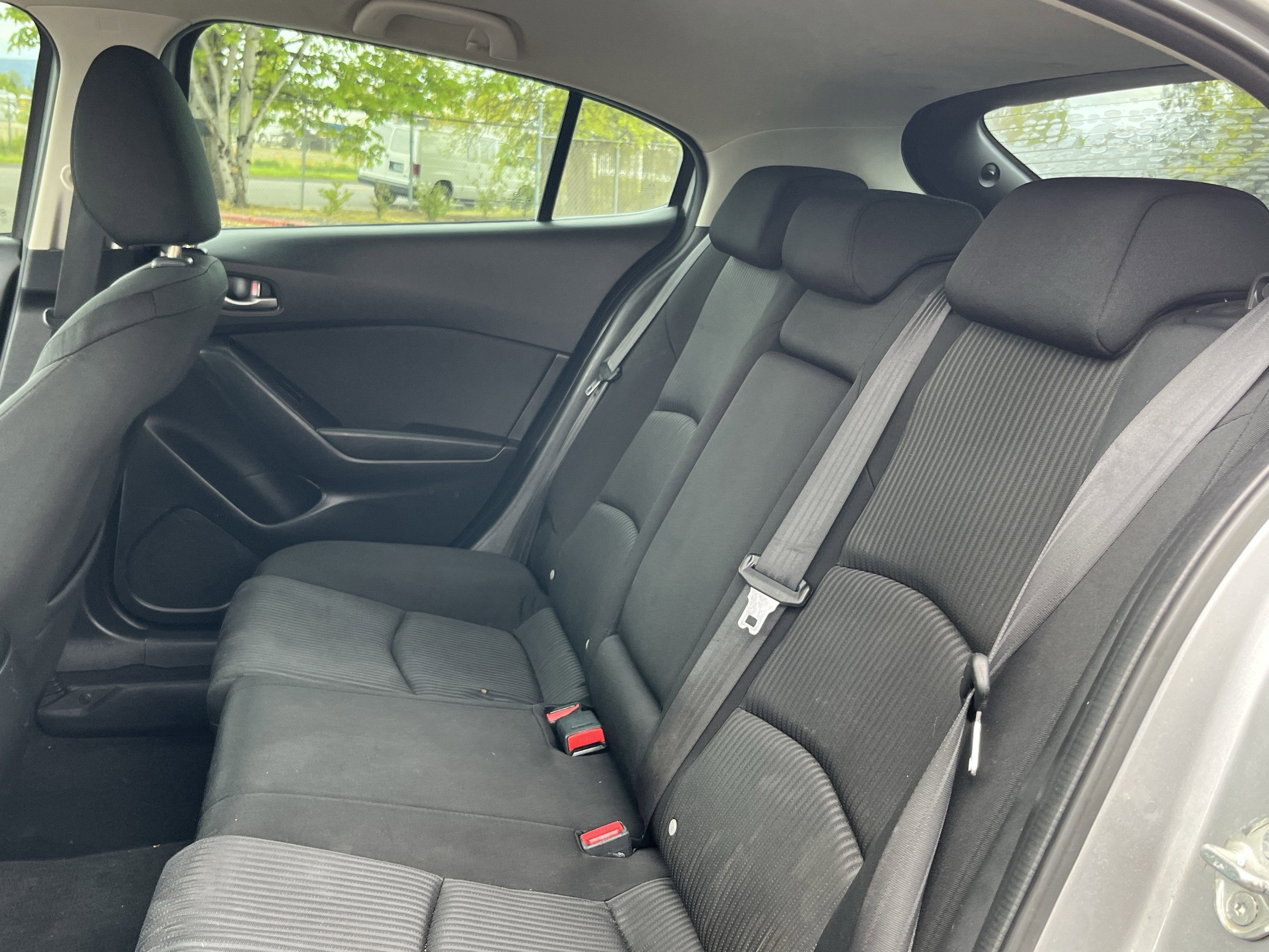 2015 Mazda Mazda3 i Touring