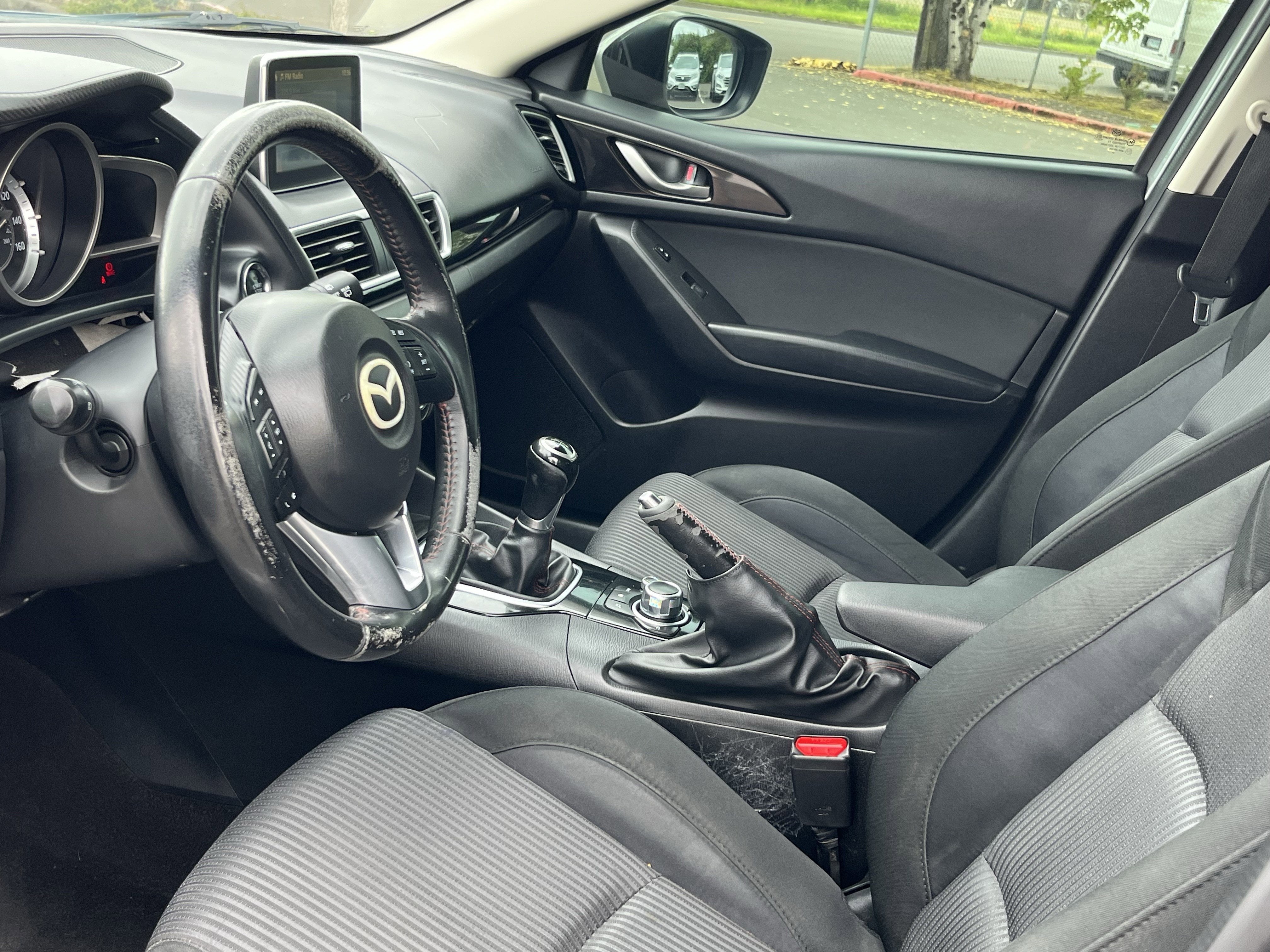 2015 Mazda Mazda3 i Touring