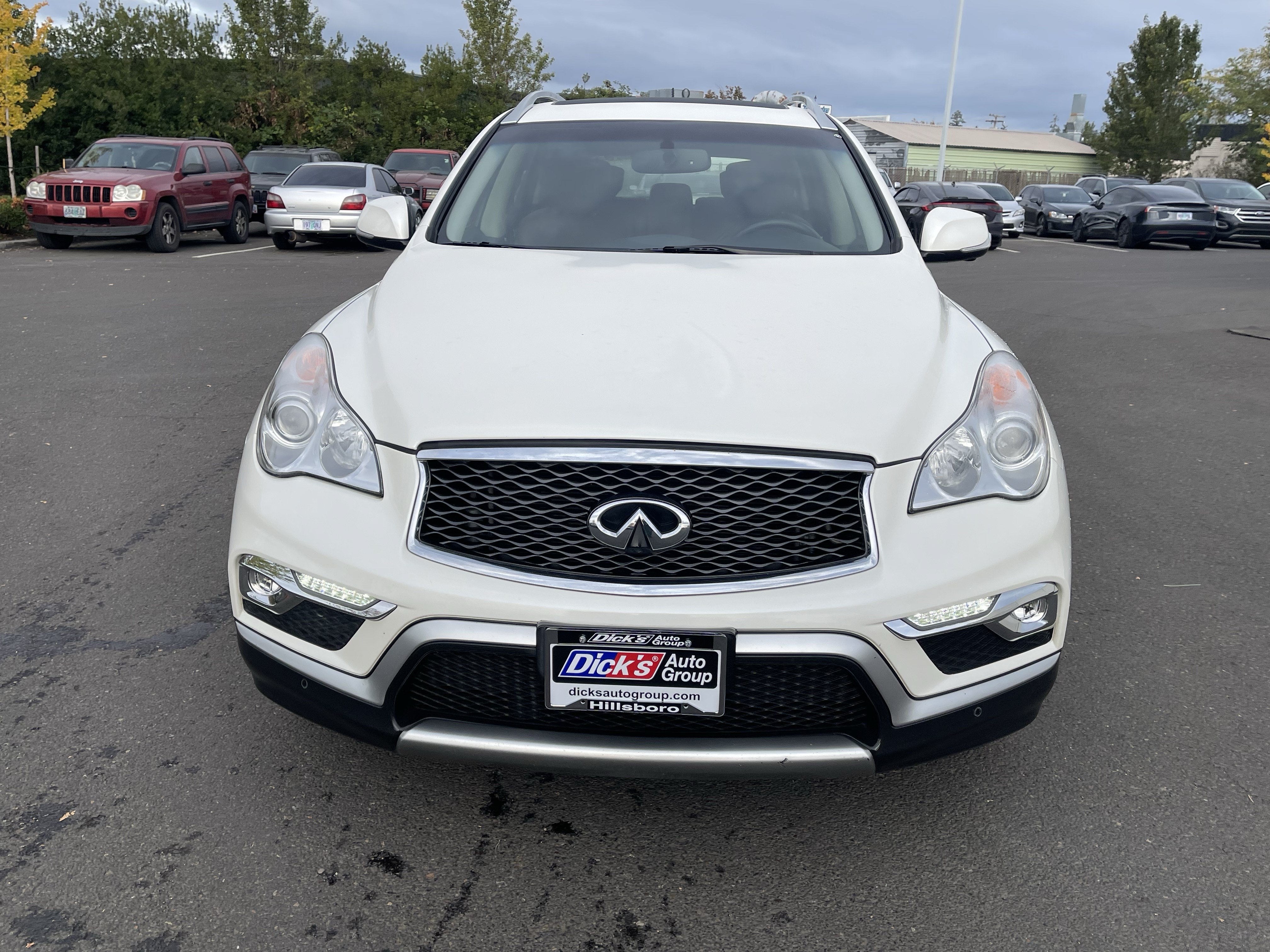 2017 INFINITI QX50 Base