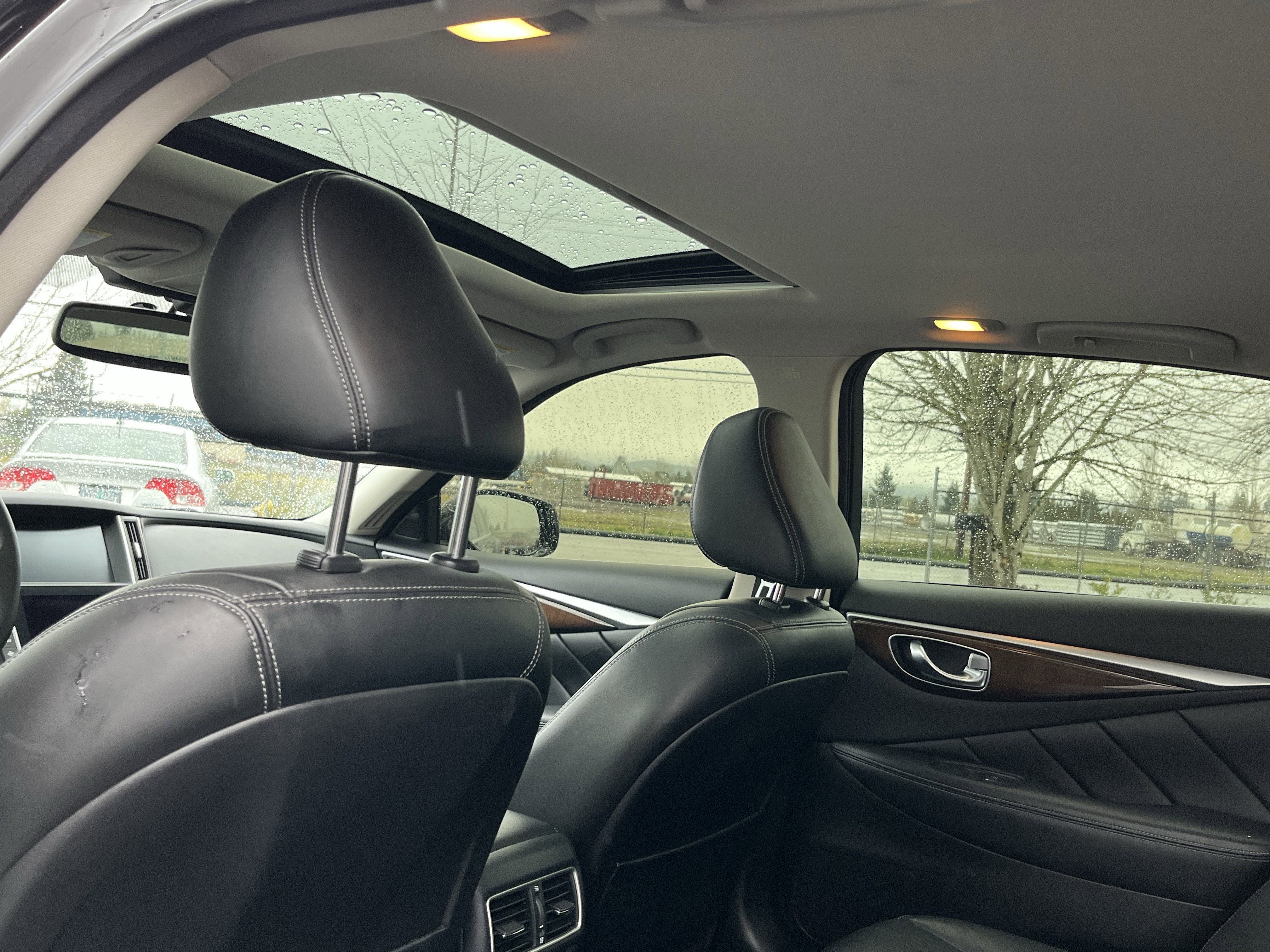 2014 INFINITI Q50 Premium