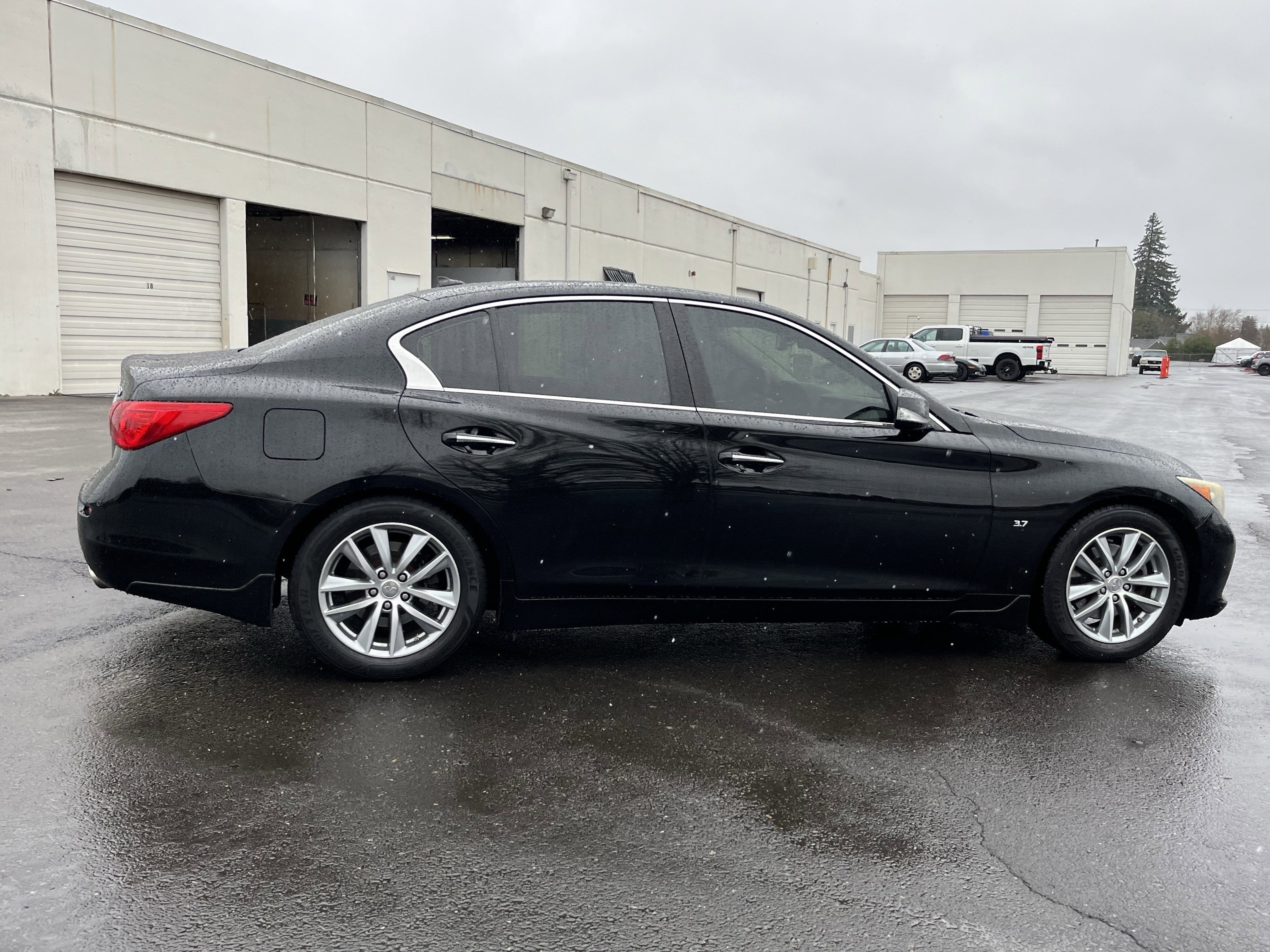 2014 INFINITI Q50 Premium