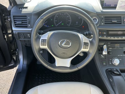 2013 Lexus CT 200h Hybrid