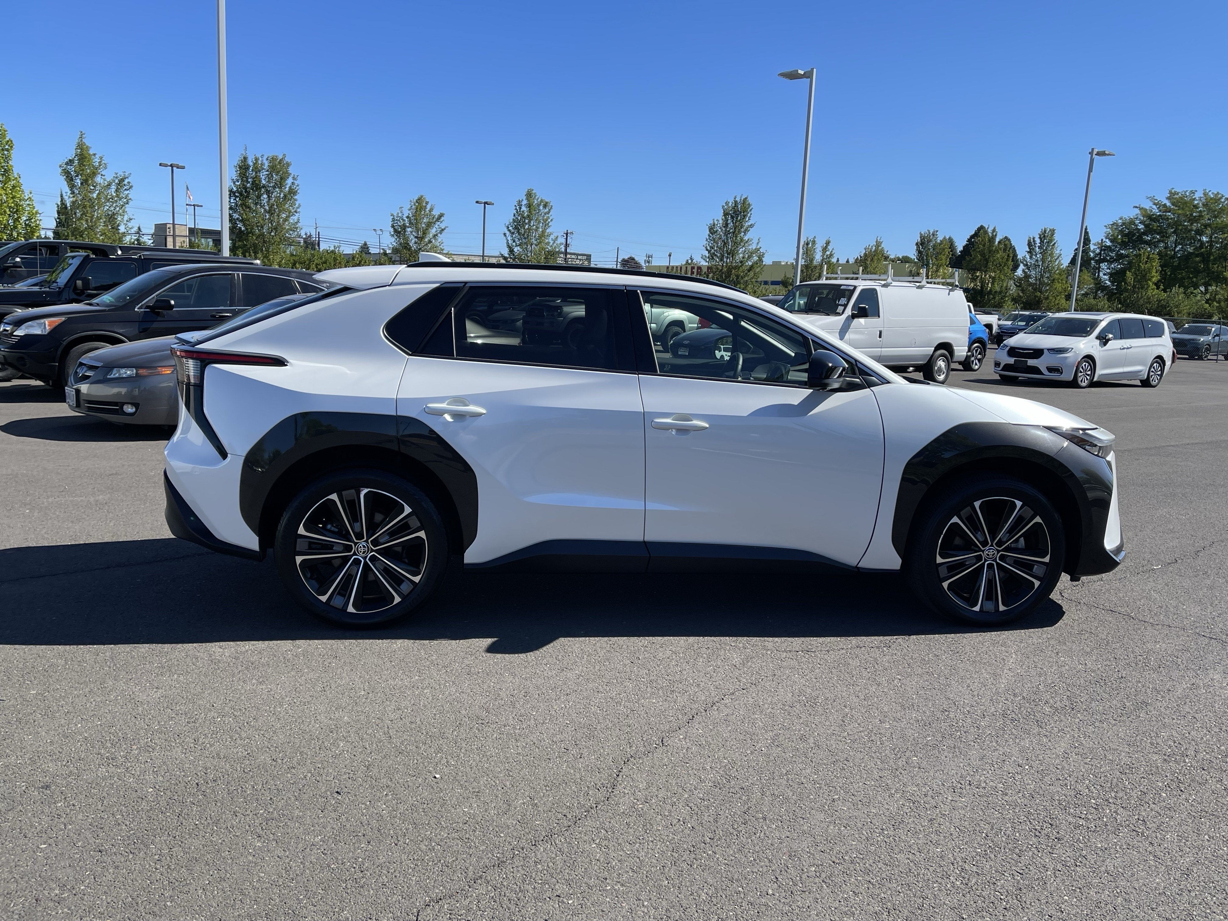 2023 Toyota bZ4X XLE