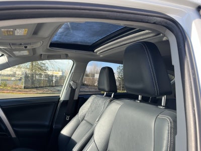 2017 Toyota RAV4 Hybrid Limited