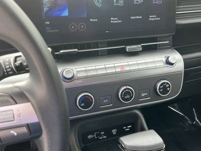 2024 Hyundai KONA SE