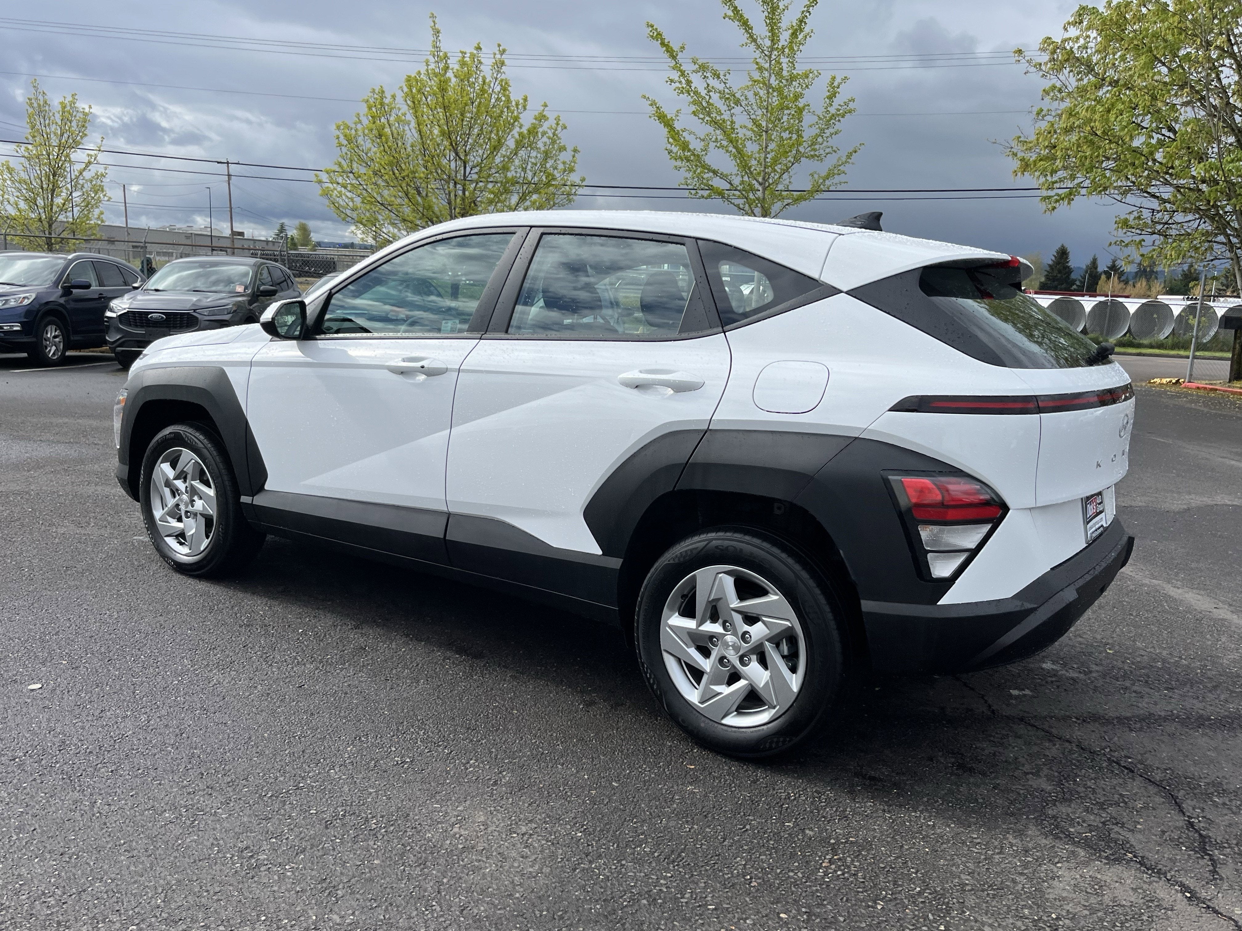 2024 Hyundai KONA SE