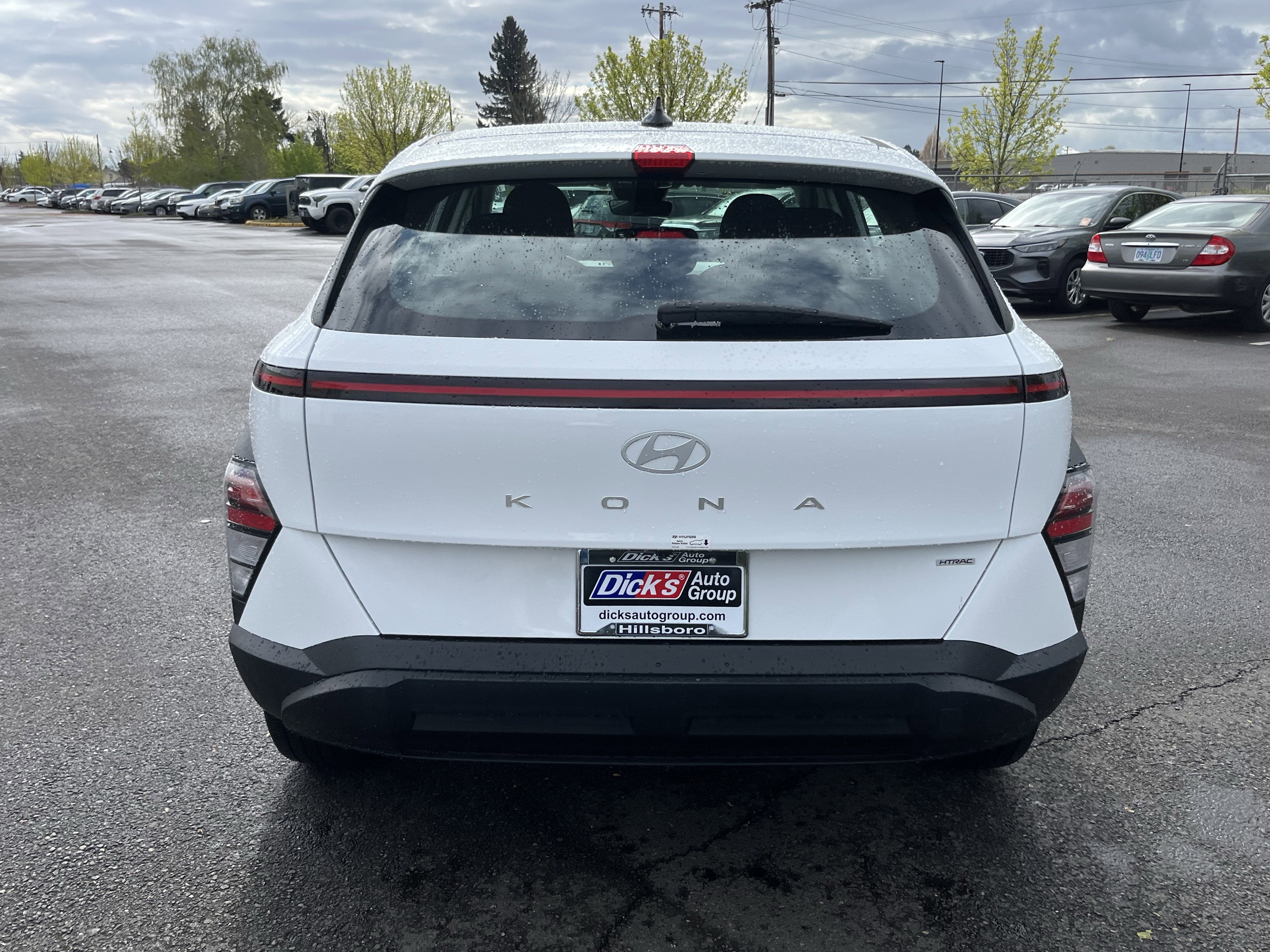 2024 Hyundai KONA SE