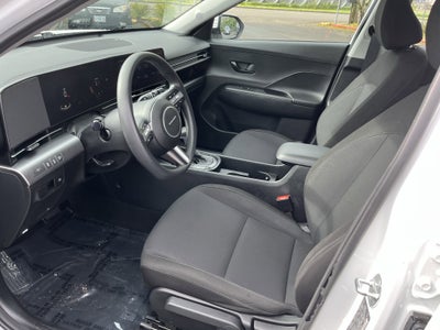 2024 Hyundai KONA SE