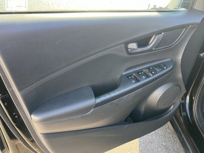 2021 Hyundai KONA SE