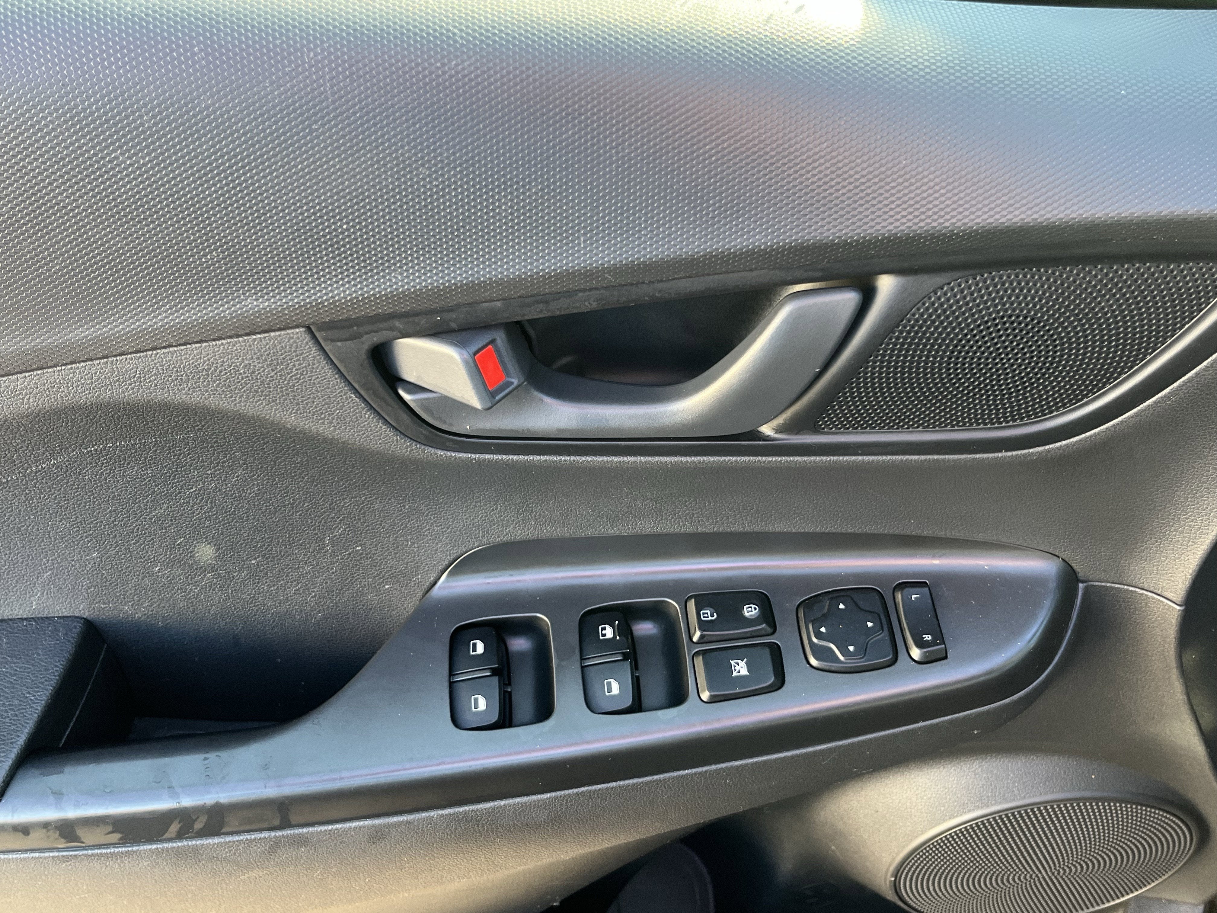 2021 Hyundai KONA SE