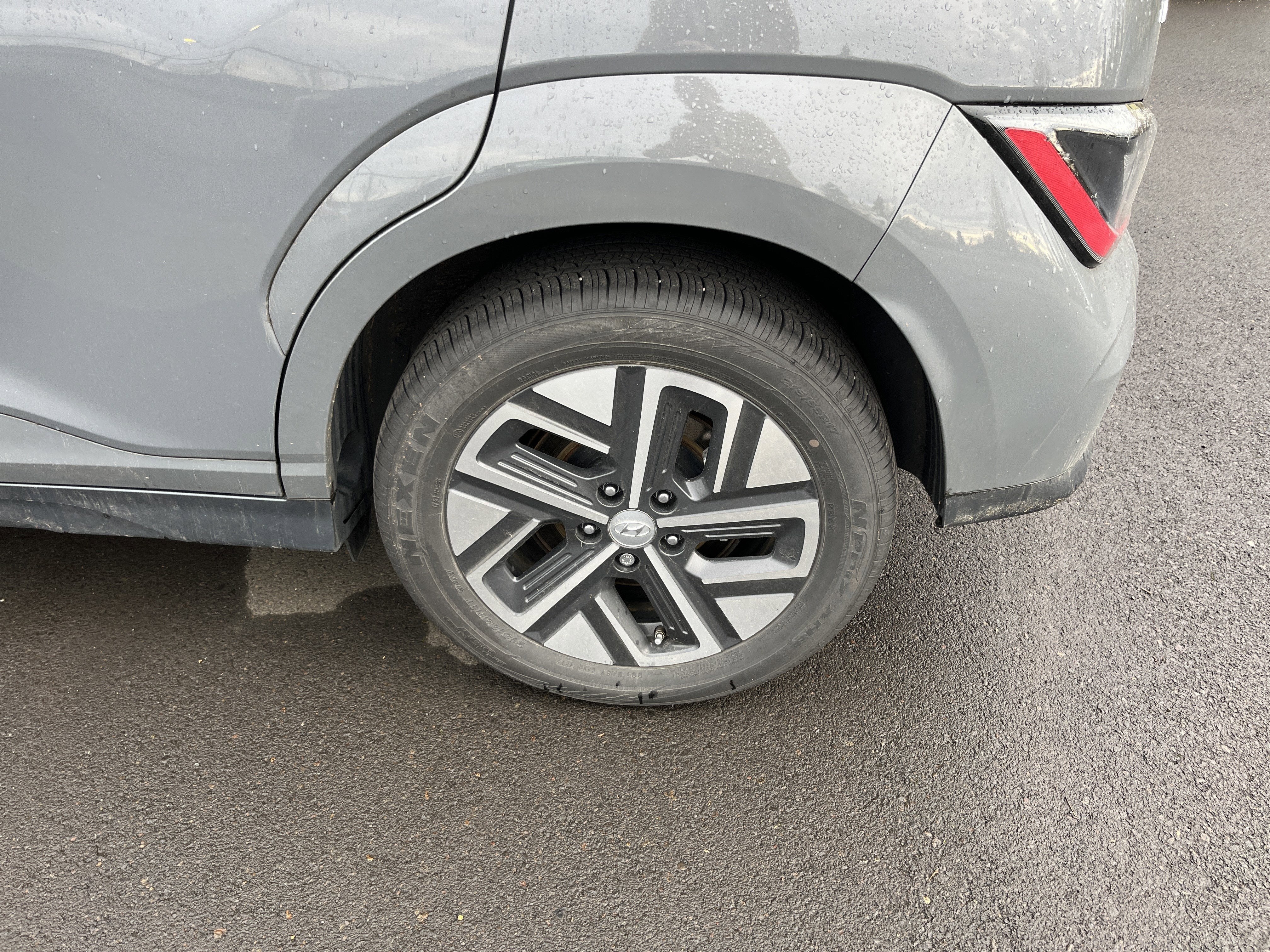 2023 Hyundai KONA ELECTRIC SEL