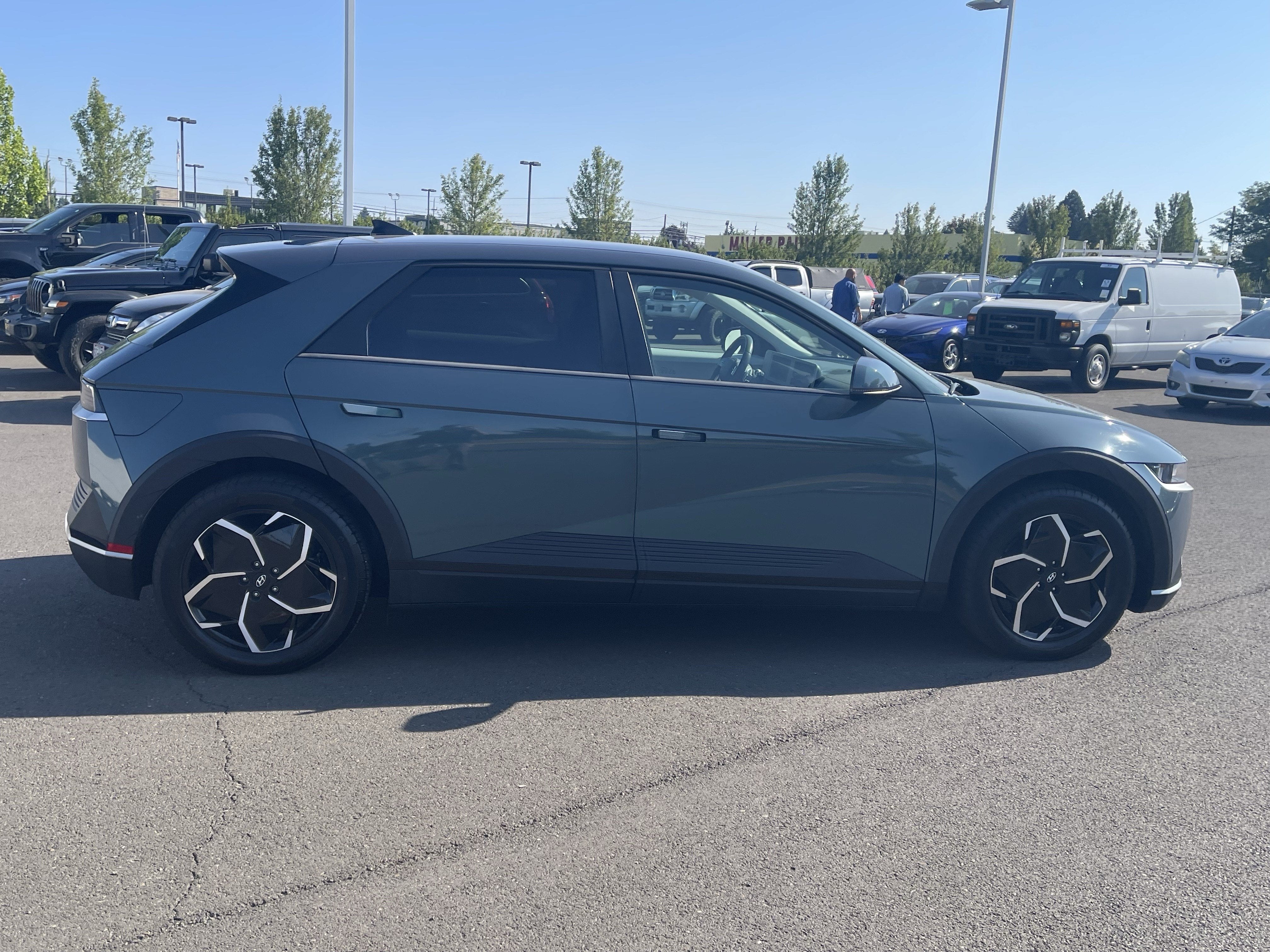 2024 Hyundai IONIQ 5 SEL