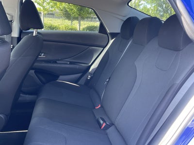 2021 Hyundai ELANTRA SE