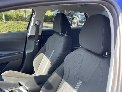 2021 Hyundai ELANTRA SE