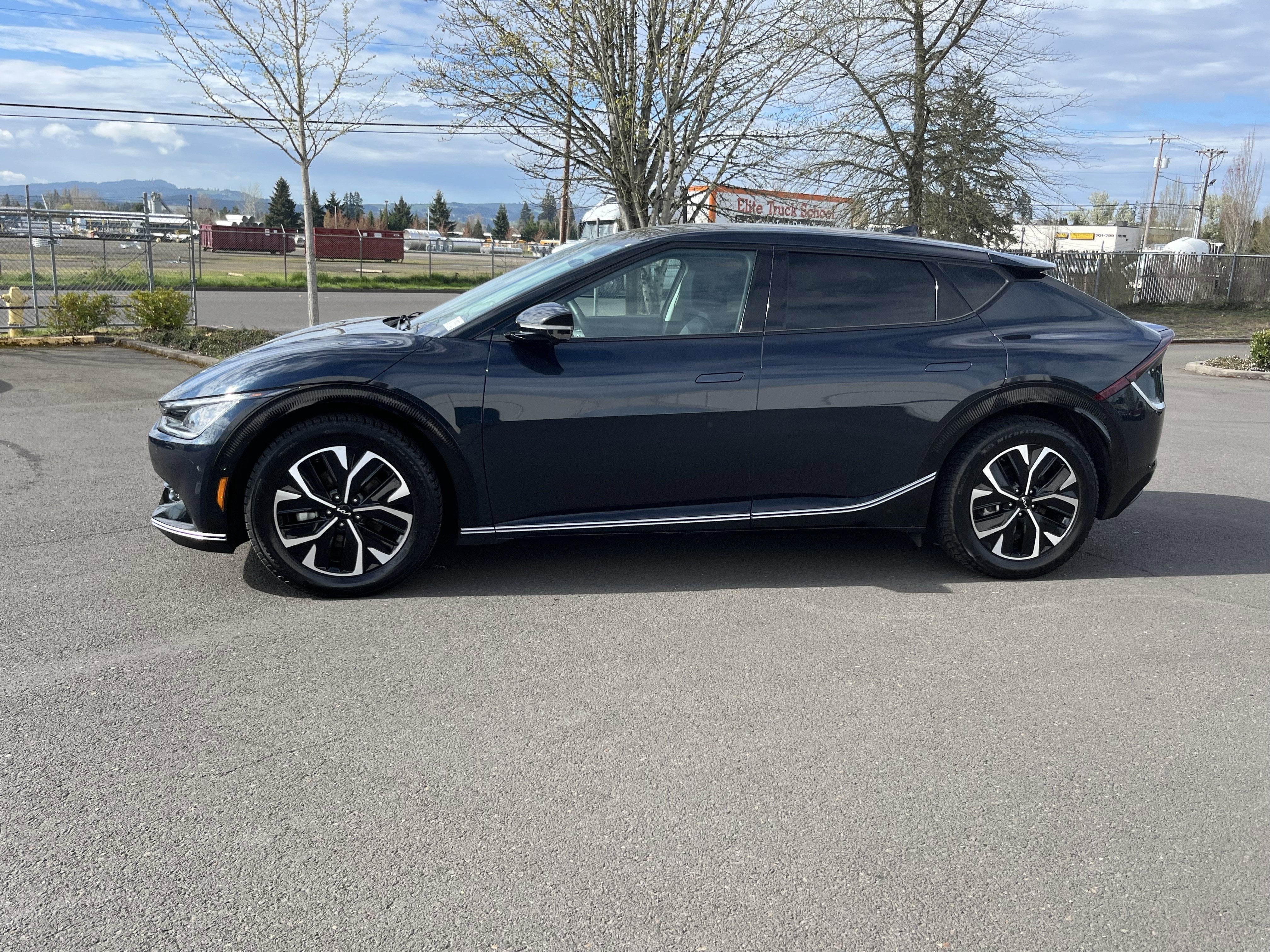 2023 Kia EV6 Wind