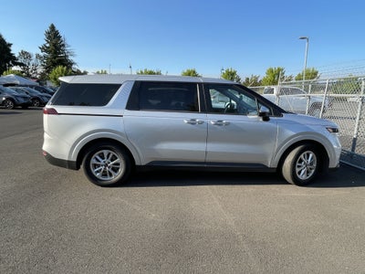 2022 Kia Carnival LXS