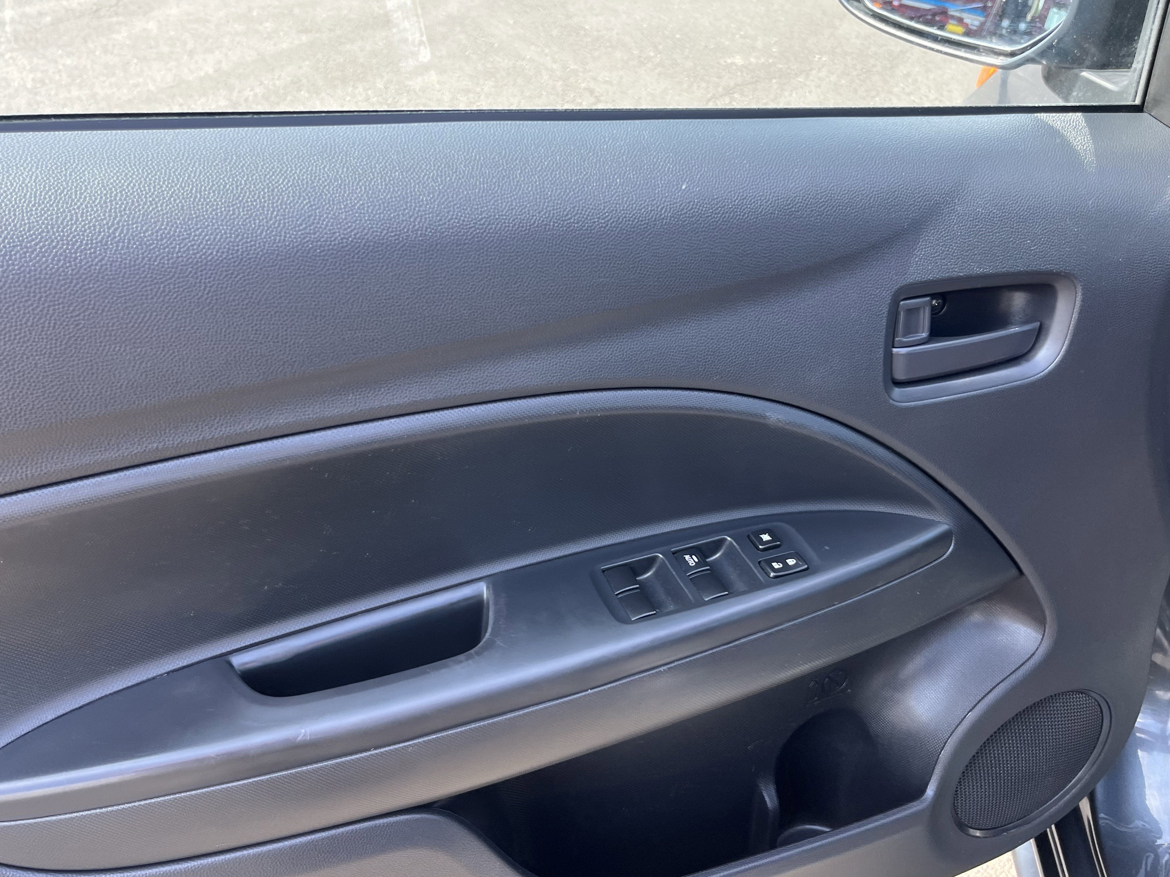 2024 Mitsubishi Mirage G4 ES