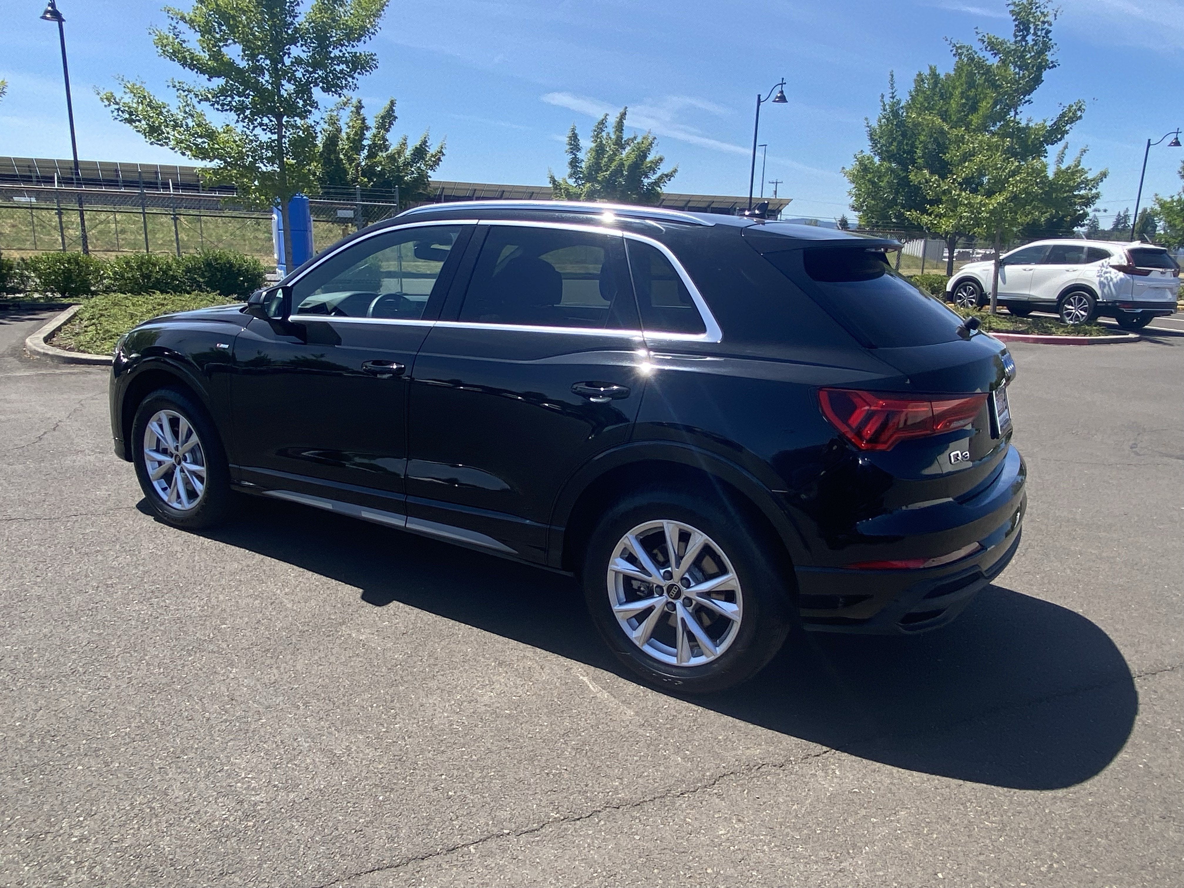 2025 Audi Q3 S line Premium