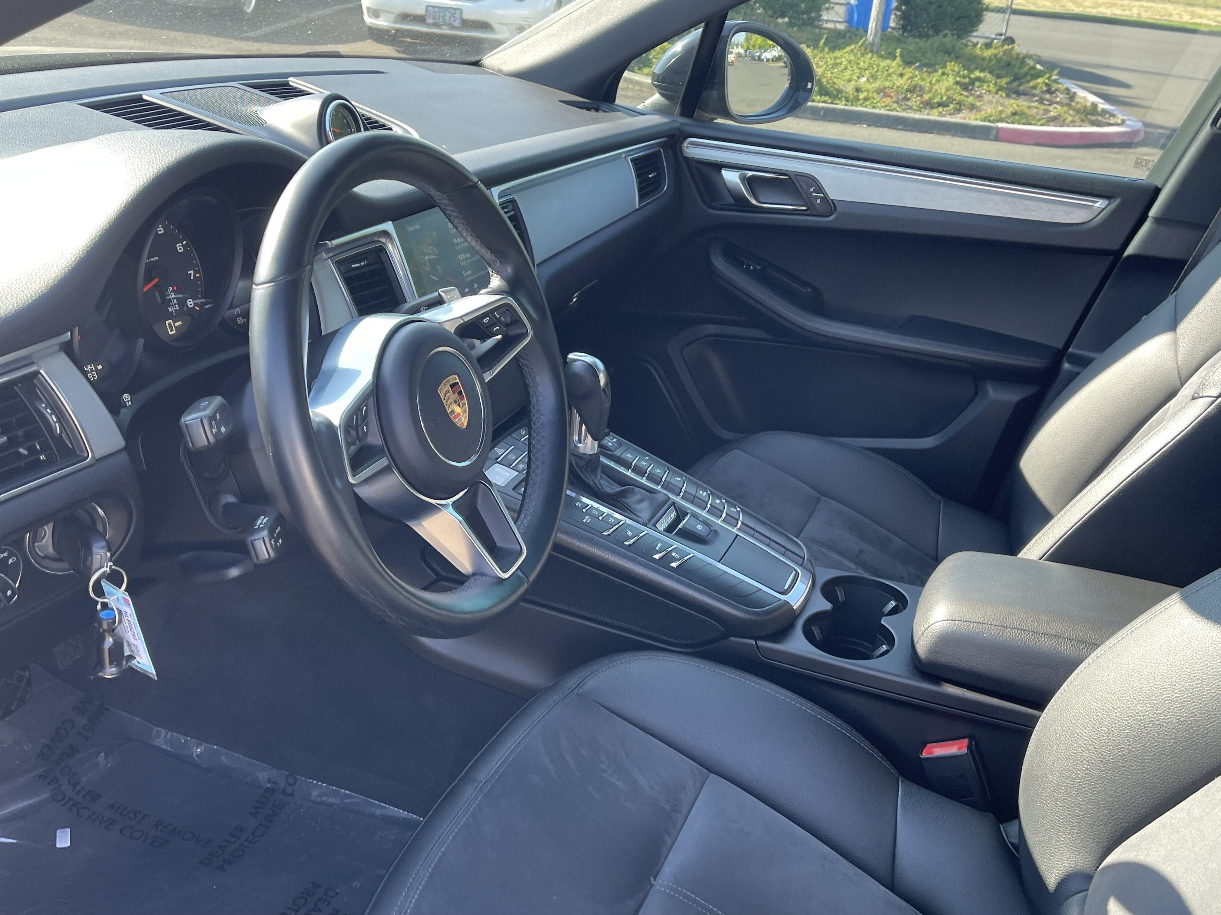 2017 Porsche Macan Base