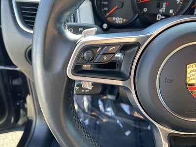 2017 Porsche Macan Base
