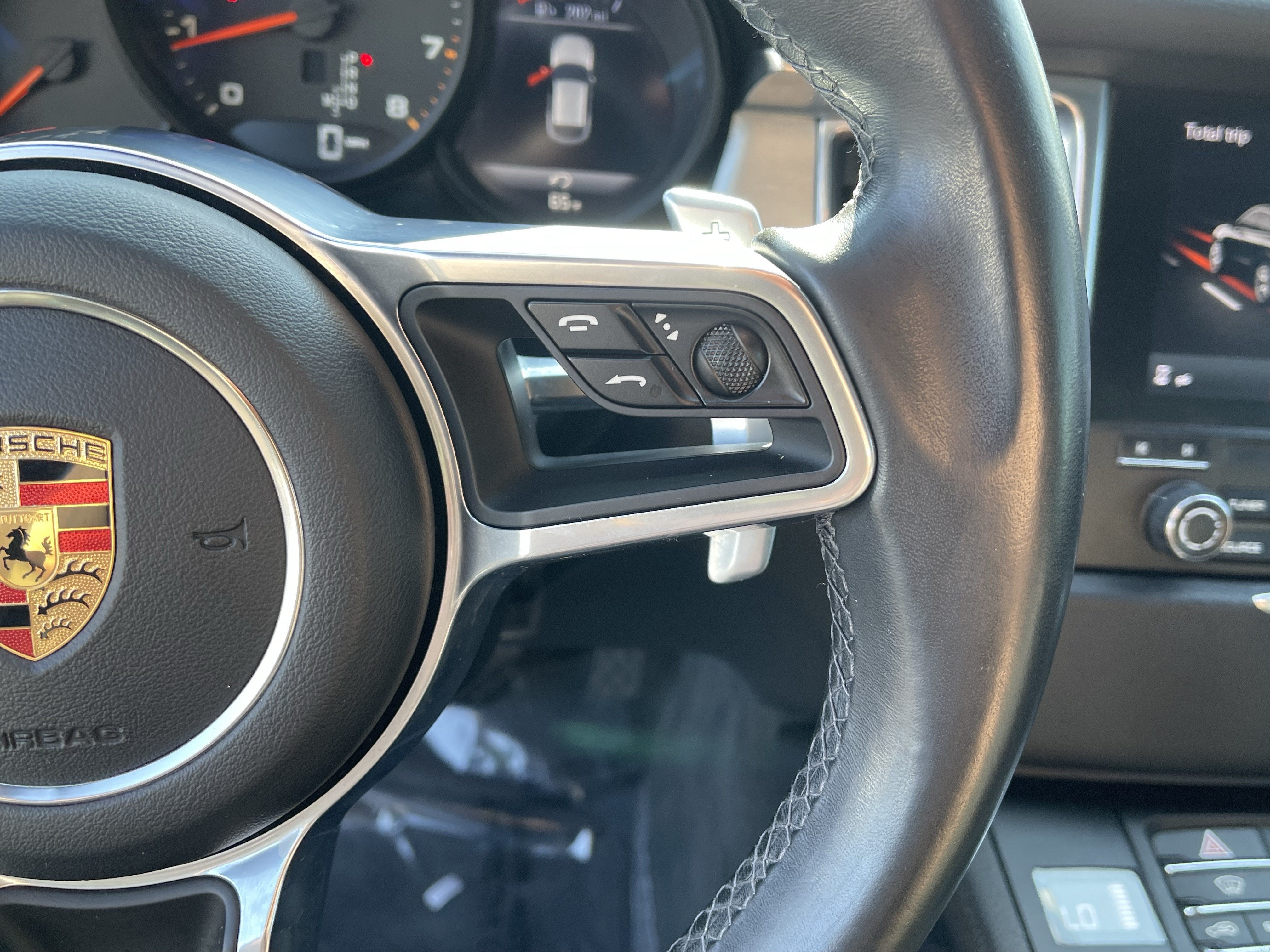 2017 Porsche Macan Base