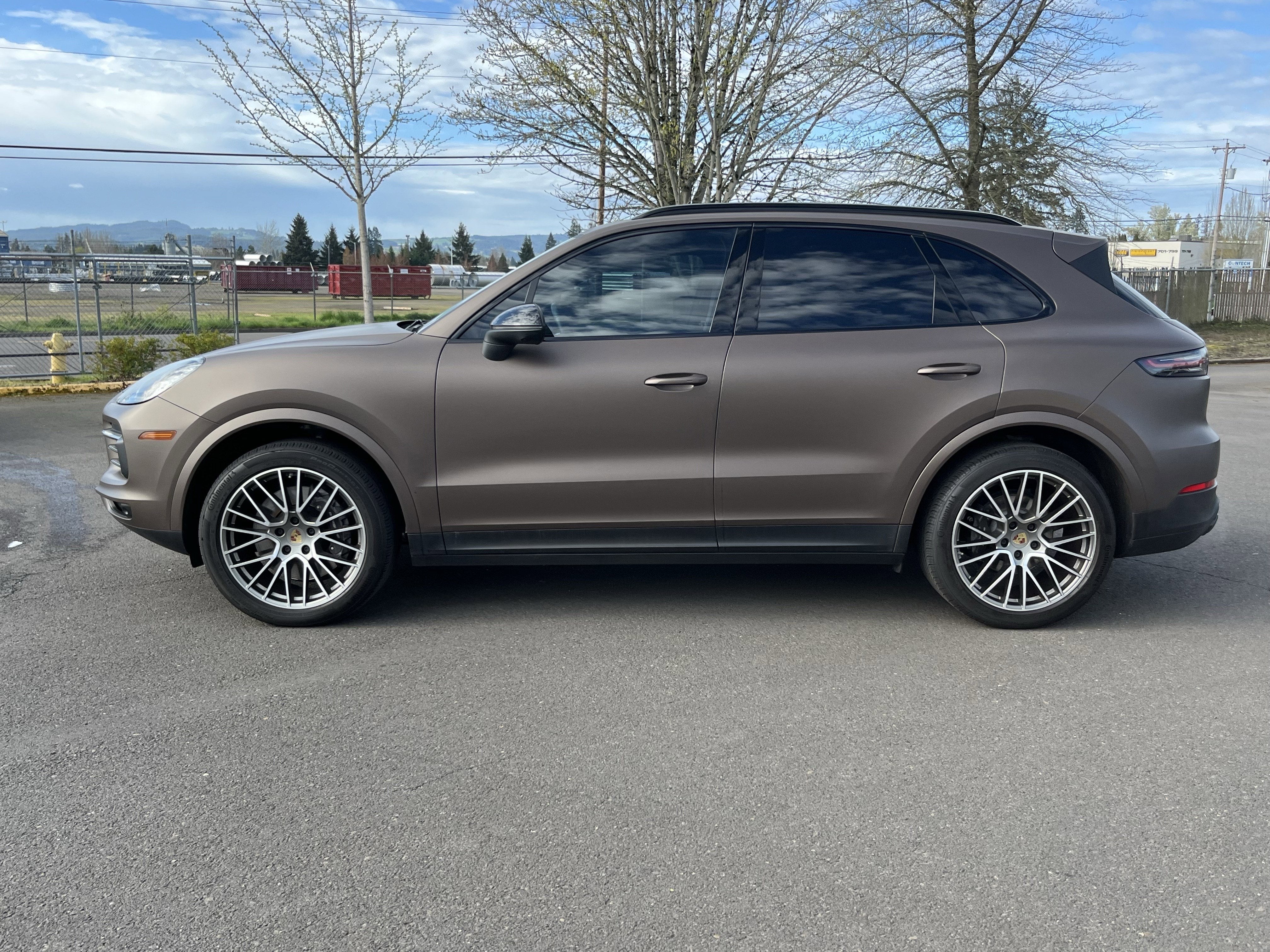 2023 Porsche Cayenne Platinum Edition