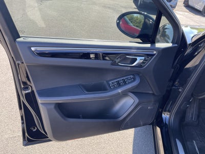 2019 Porsche Macan S