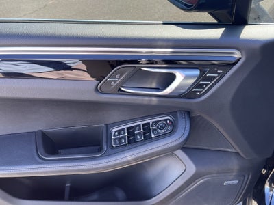 2019 Porsche Macan S