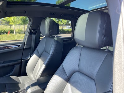 2019 Porsche Macan S