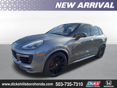 2016 Porsche Cayenne GTS