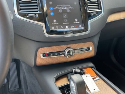 2023 Volvo XC90 Plus