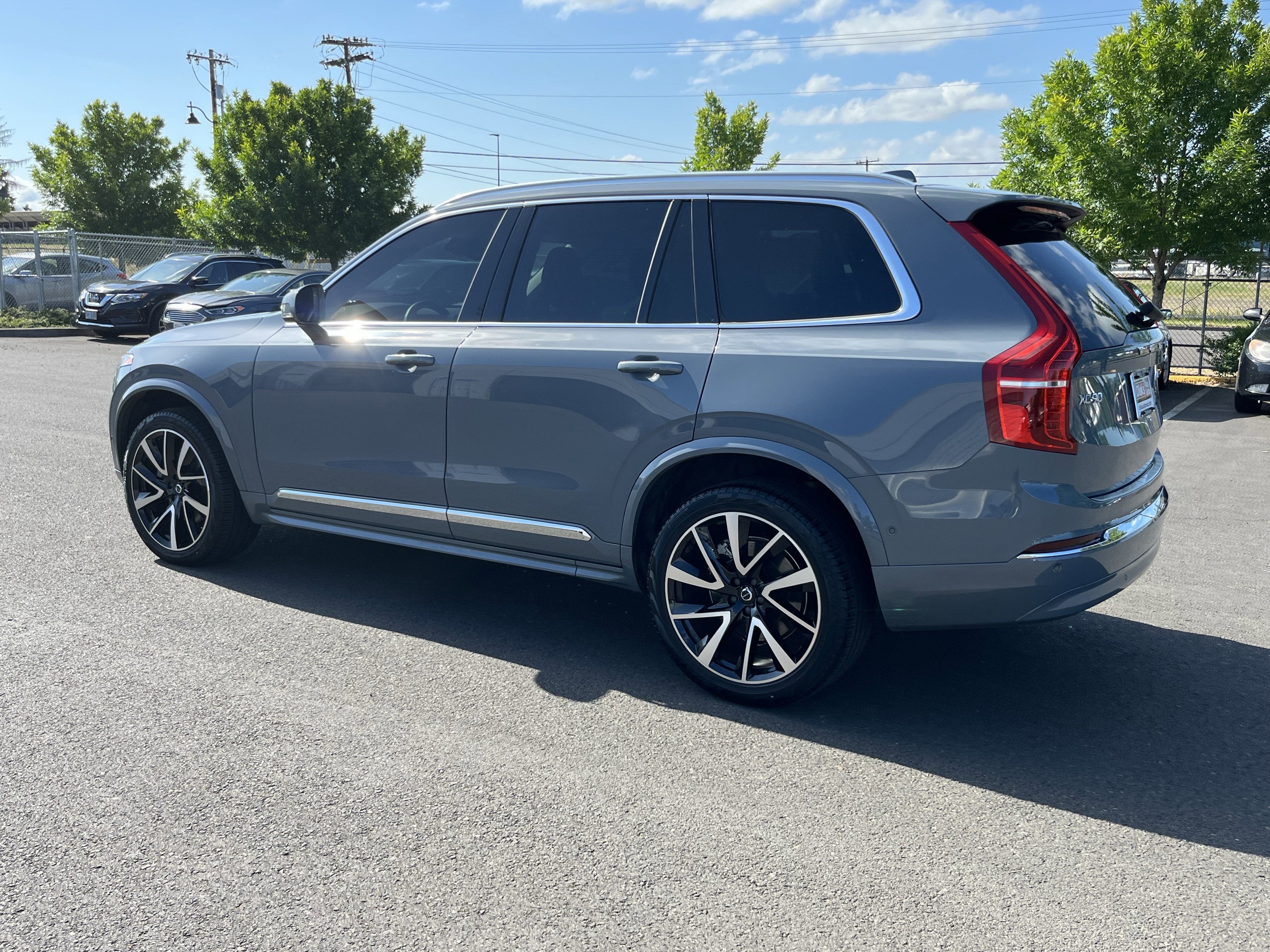 2023 Volvo XC90 Plus
