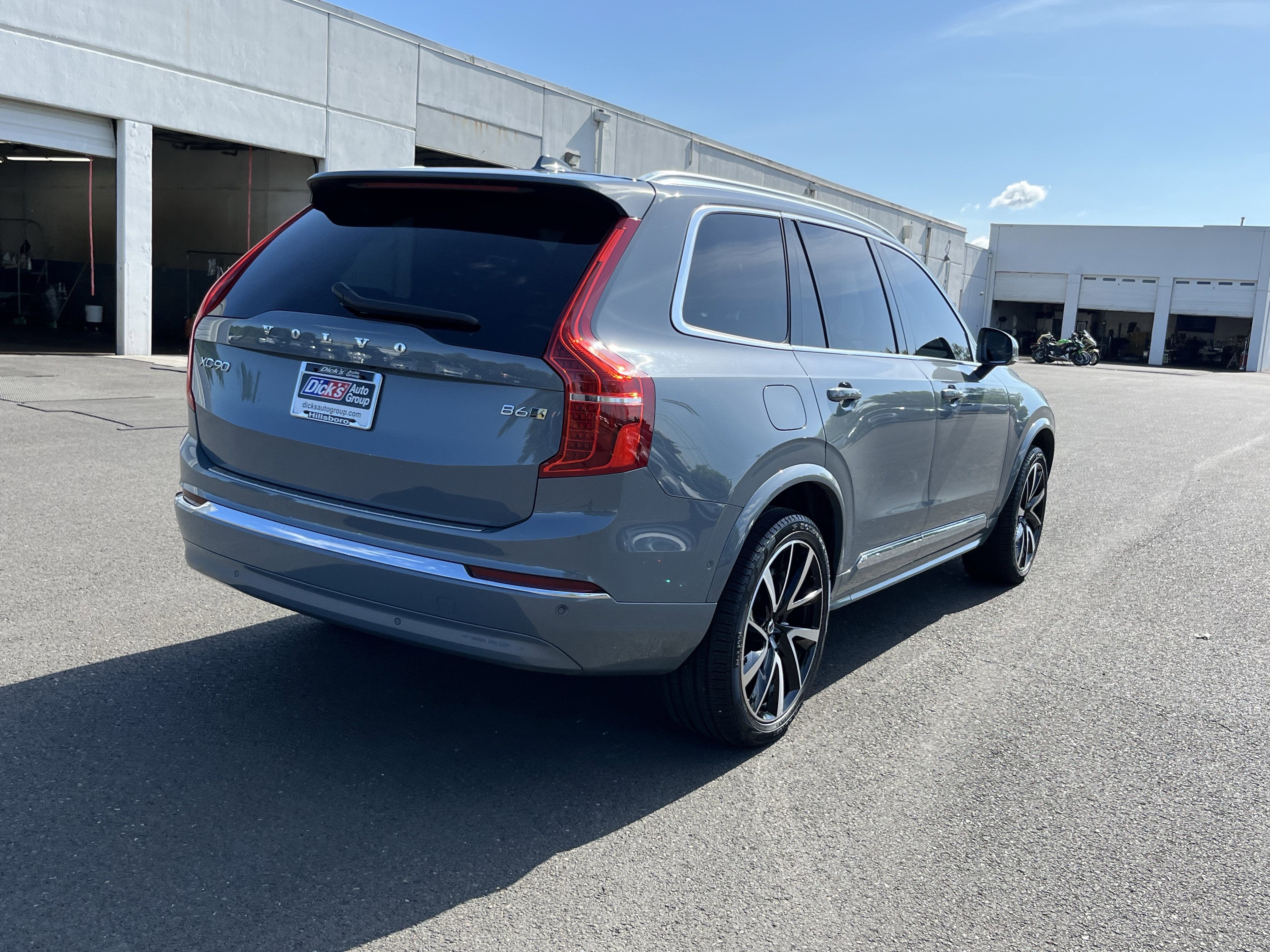 2023 Volvo XC90 Plus