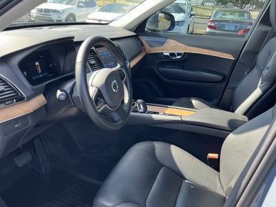 2023 Volvo XC90 Plus