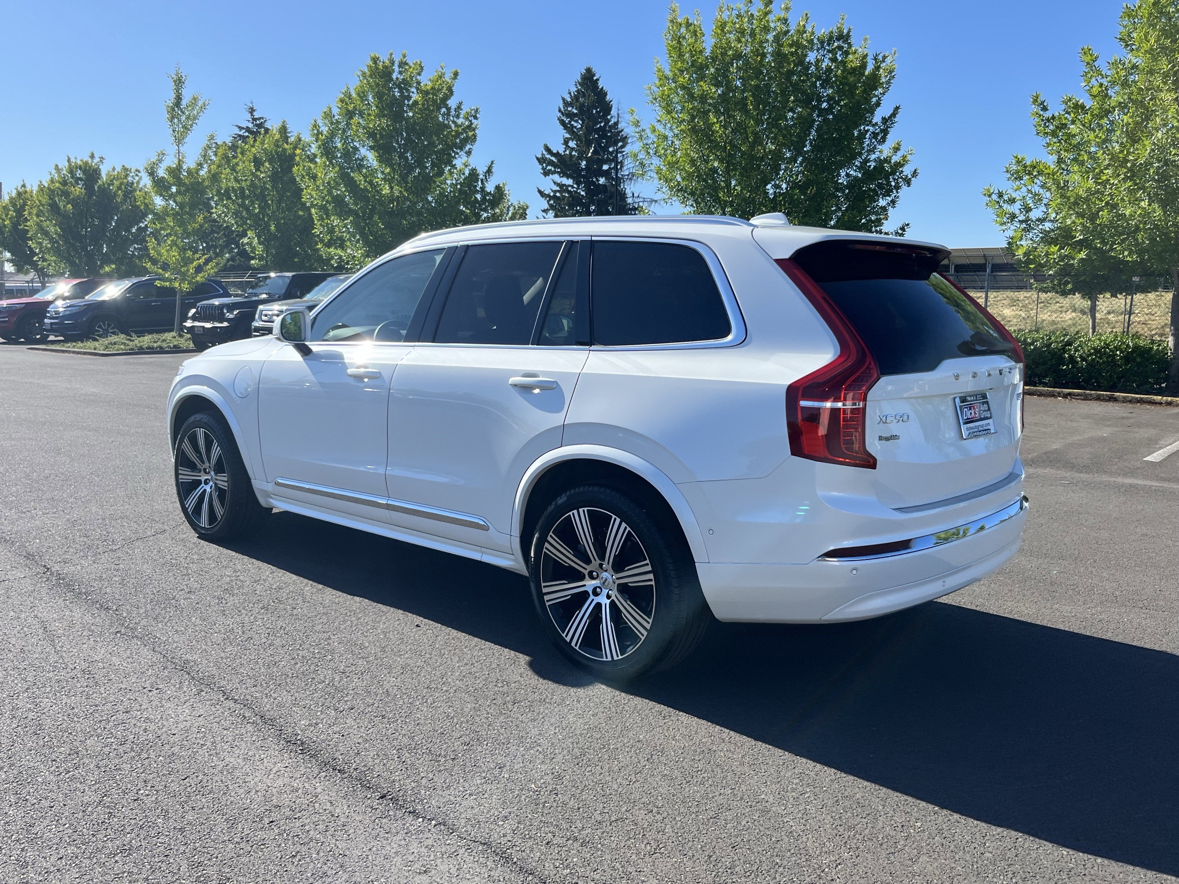 2025 Volvo XC90 Plug-In Hybrid Plus
