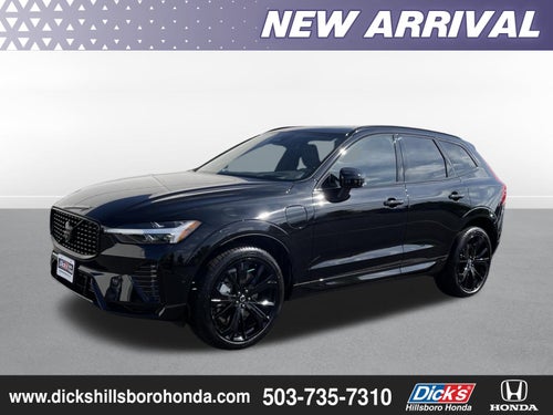 2025 Volvo XC60 Plug-In Hybrid Ultra Black Edition