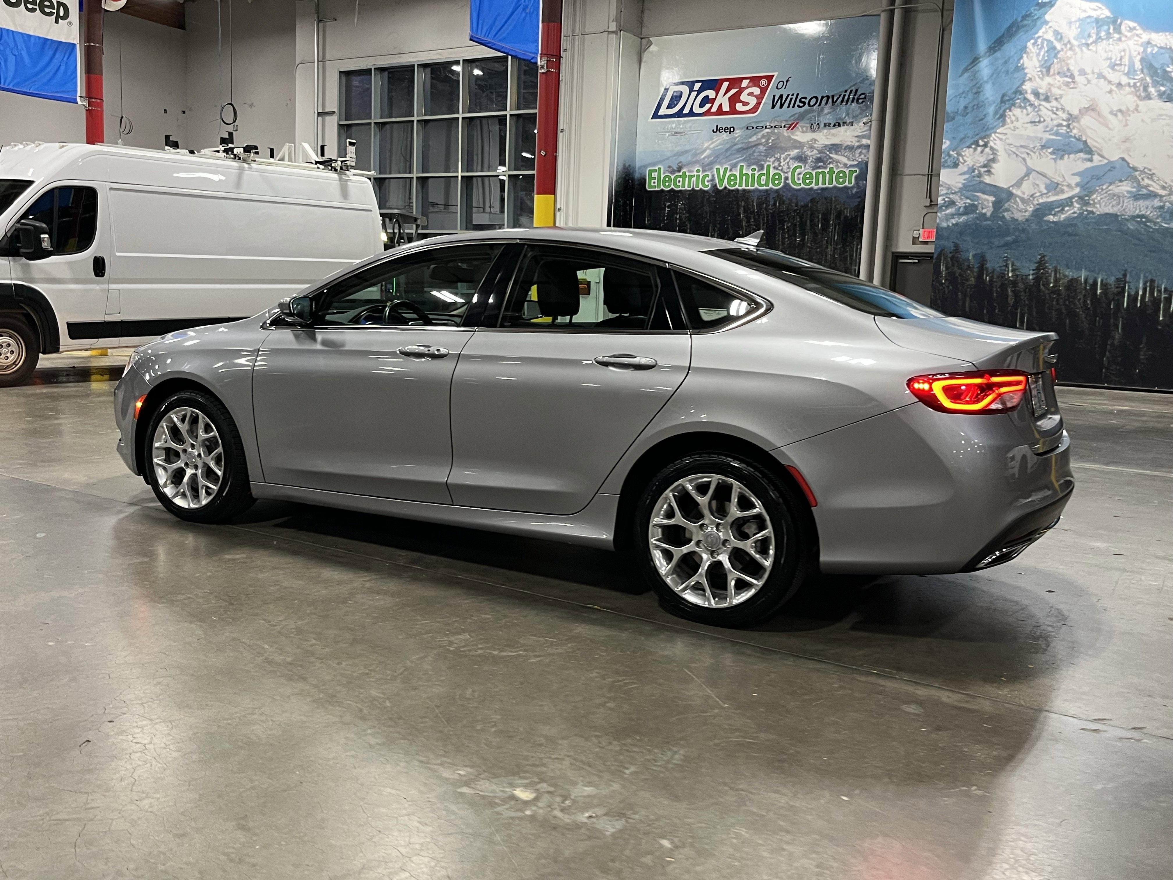 2015 Chrysler 200 C