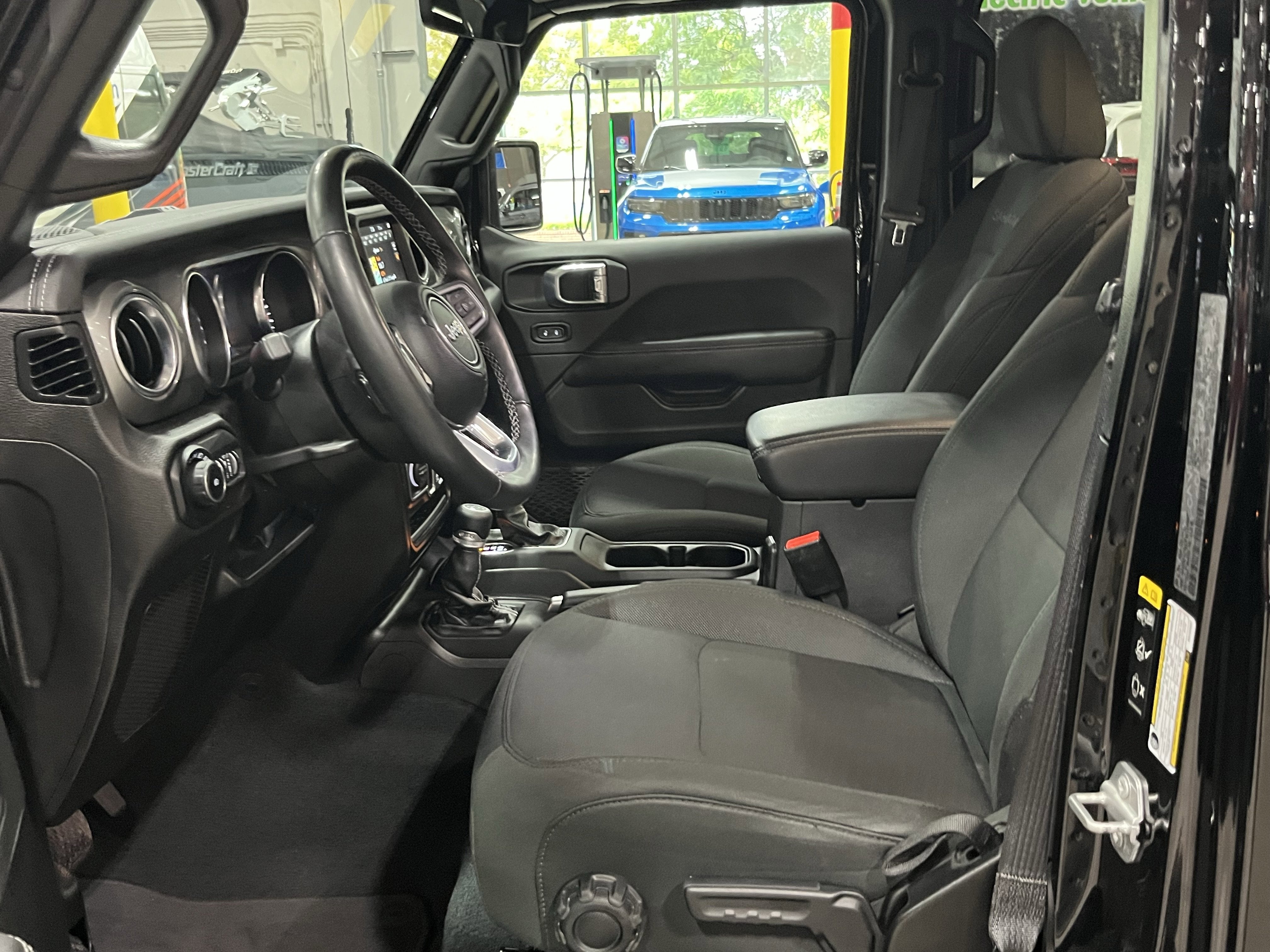 2022 Jeep Wrangler Unlimited Sahara