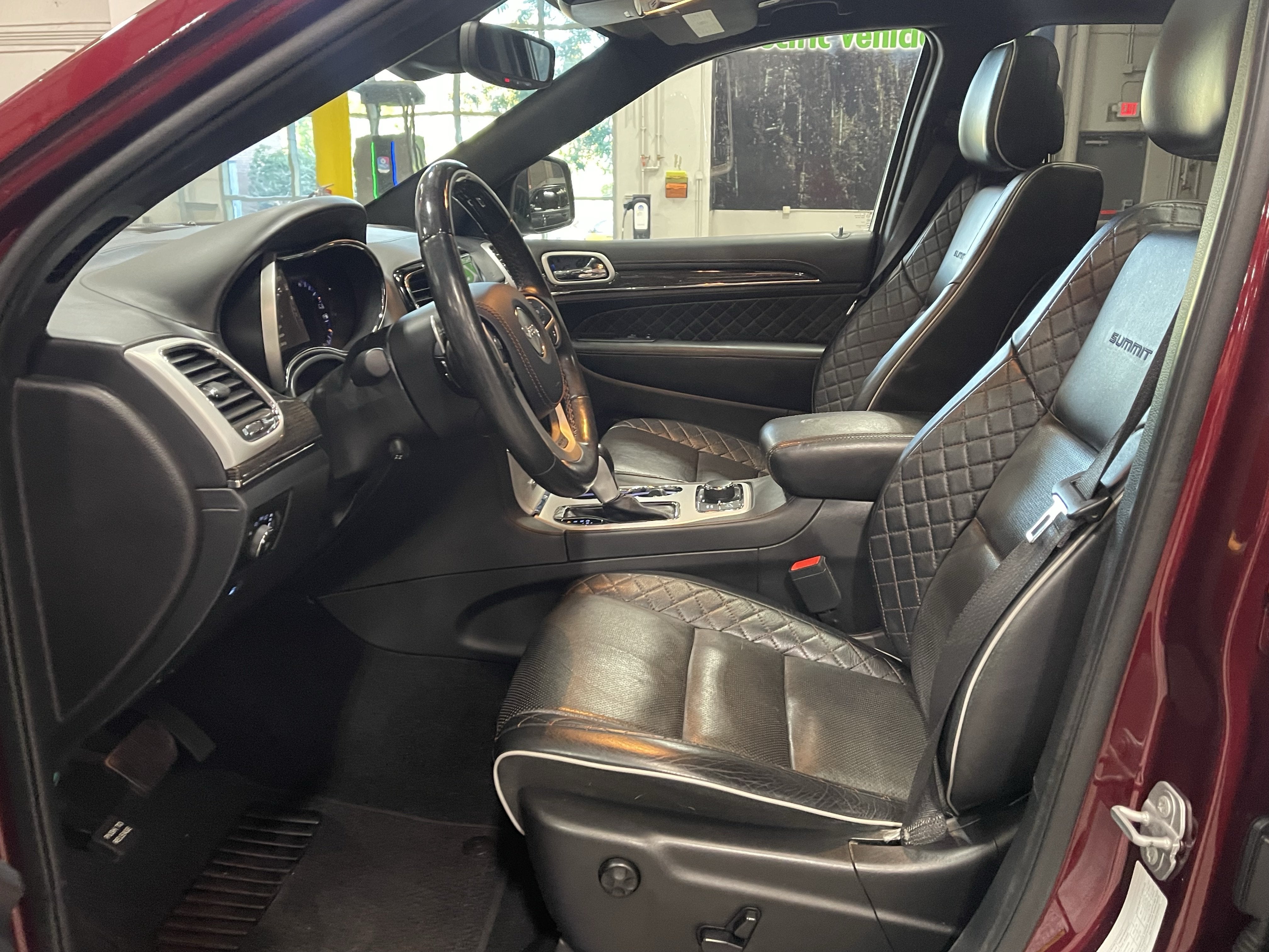 2021 Jeep Grand Cherokee Summit