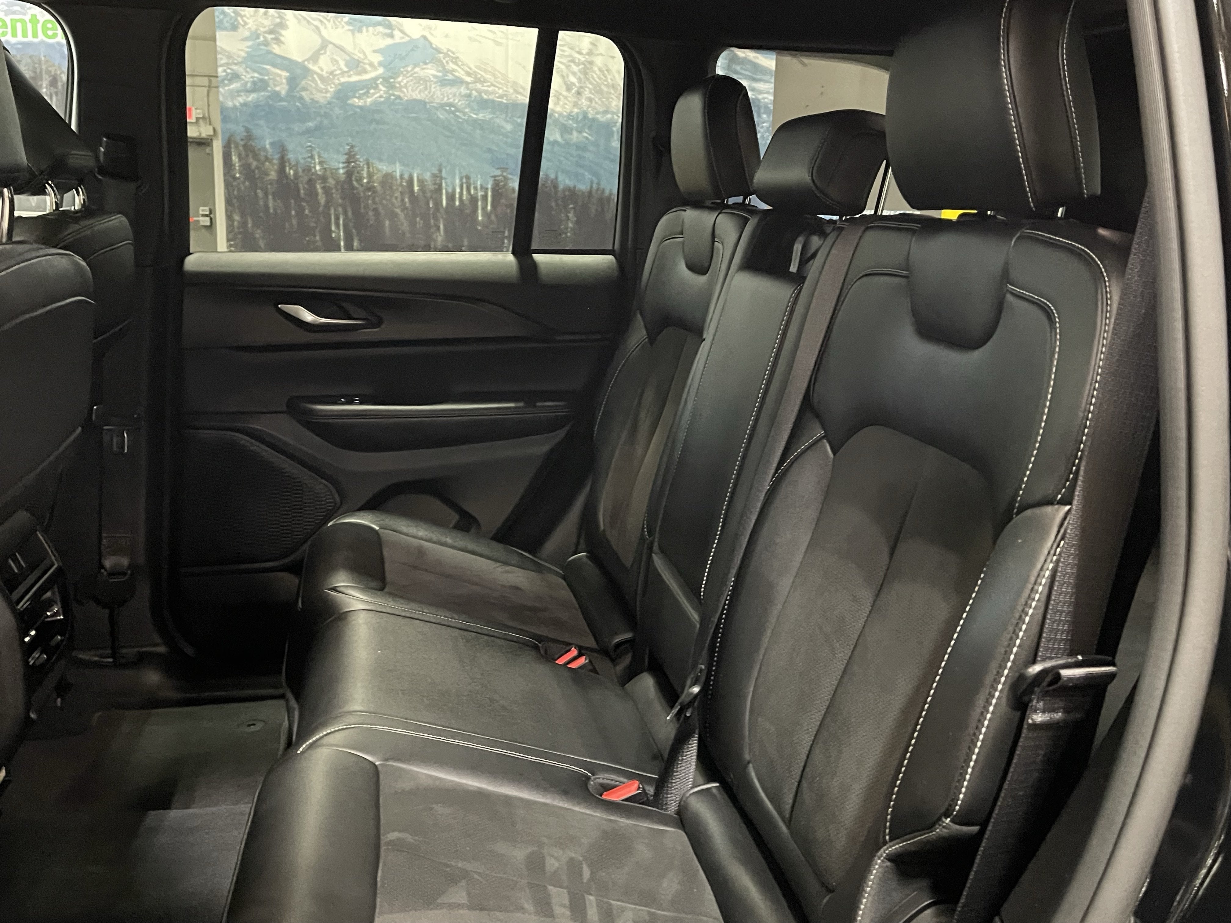 2023 Jeep Grand Cherokee Altitude X
