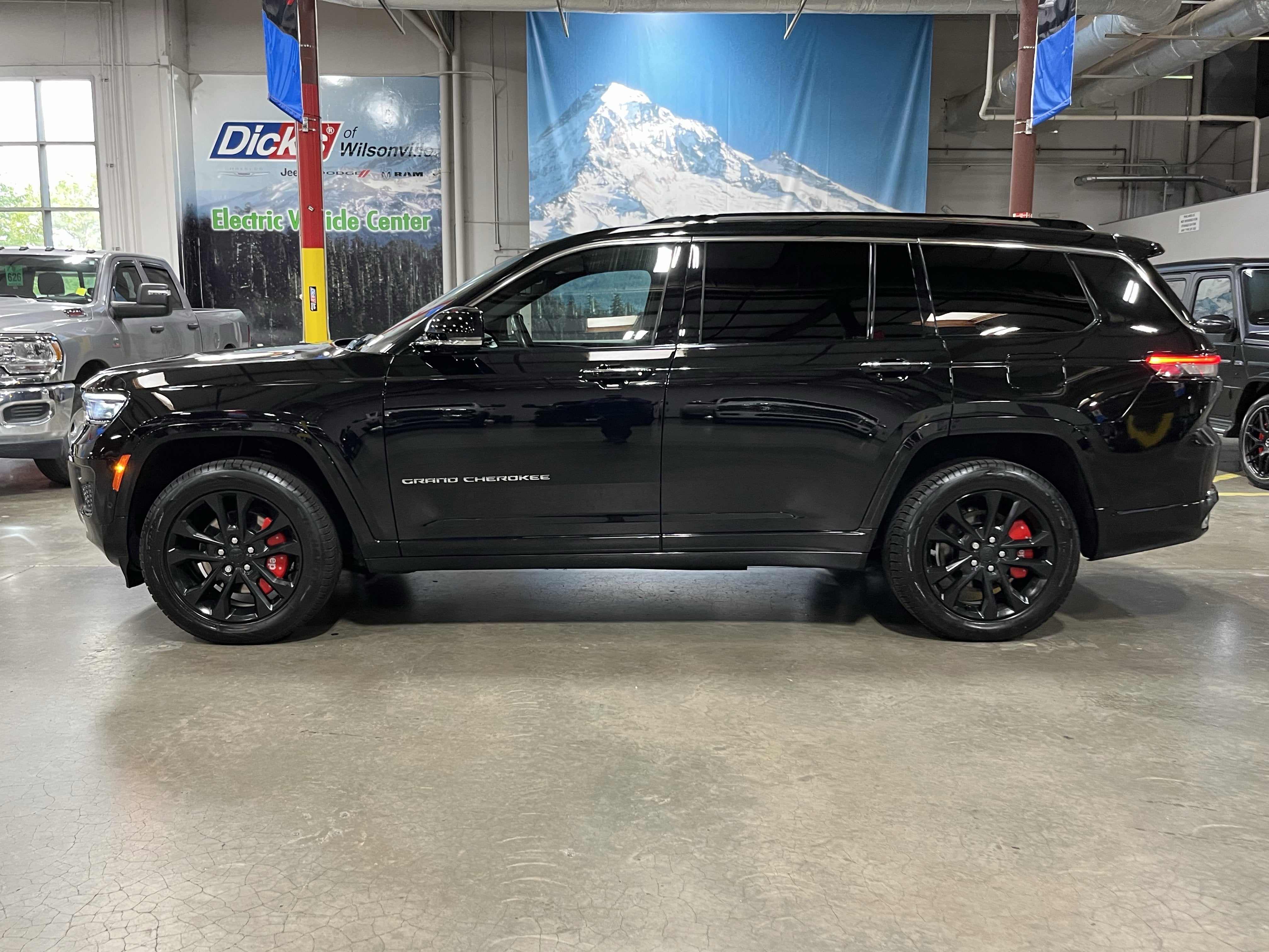 2022 Jeep Grand Cherokee L Overland