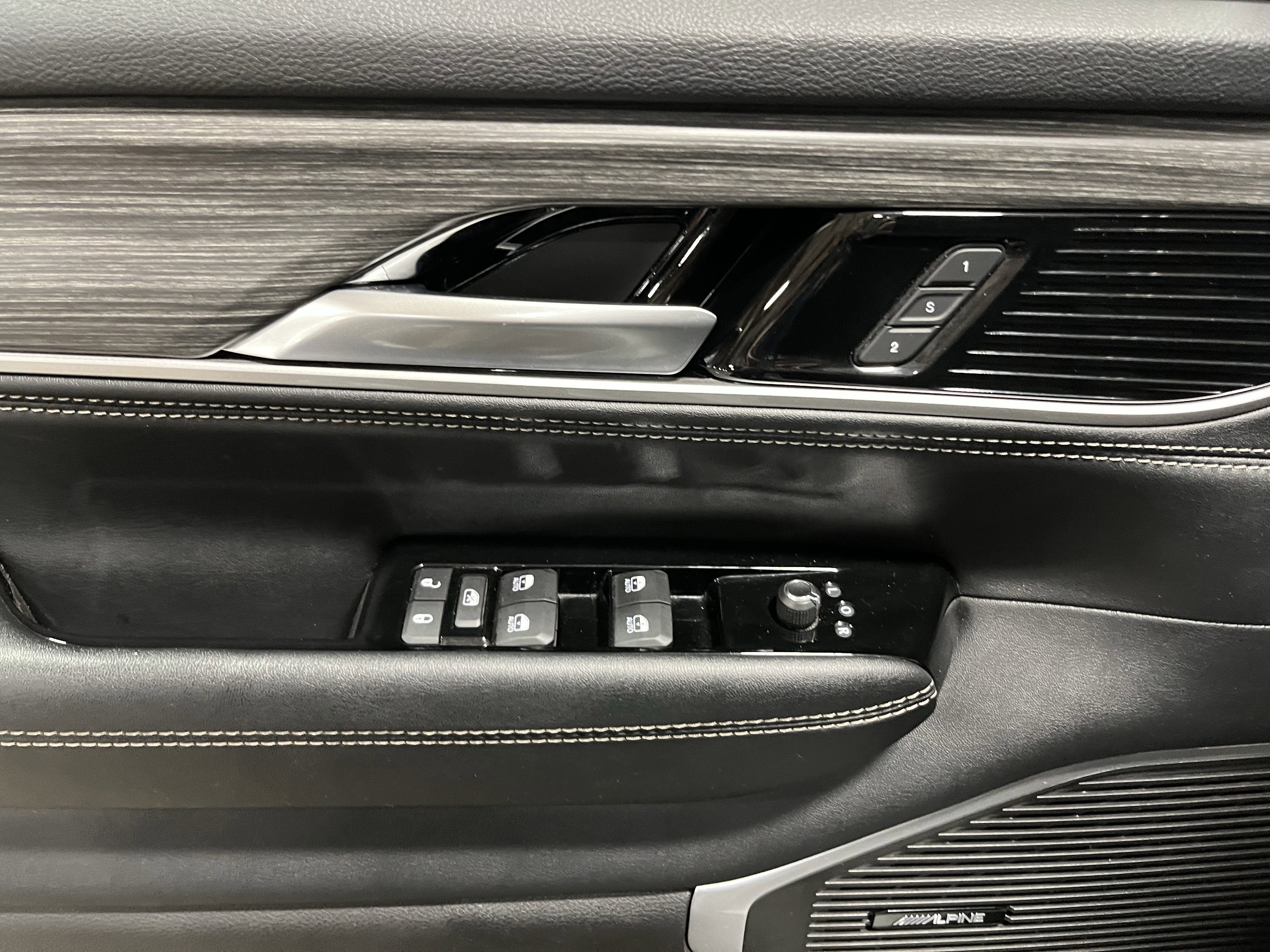 2024 Jeep Wagoneer Series III