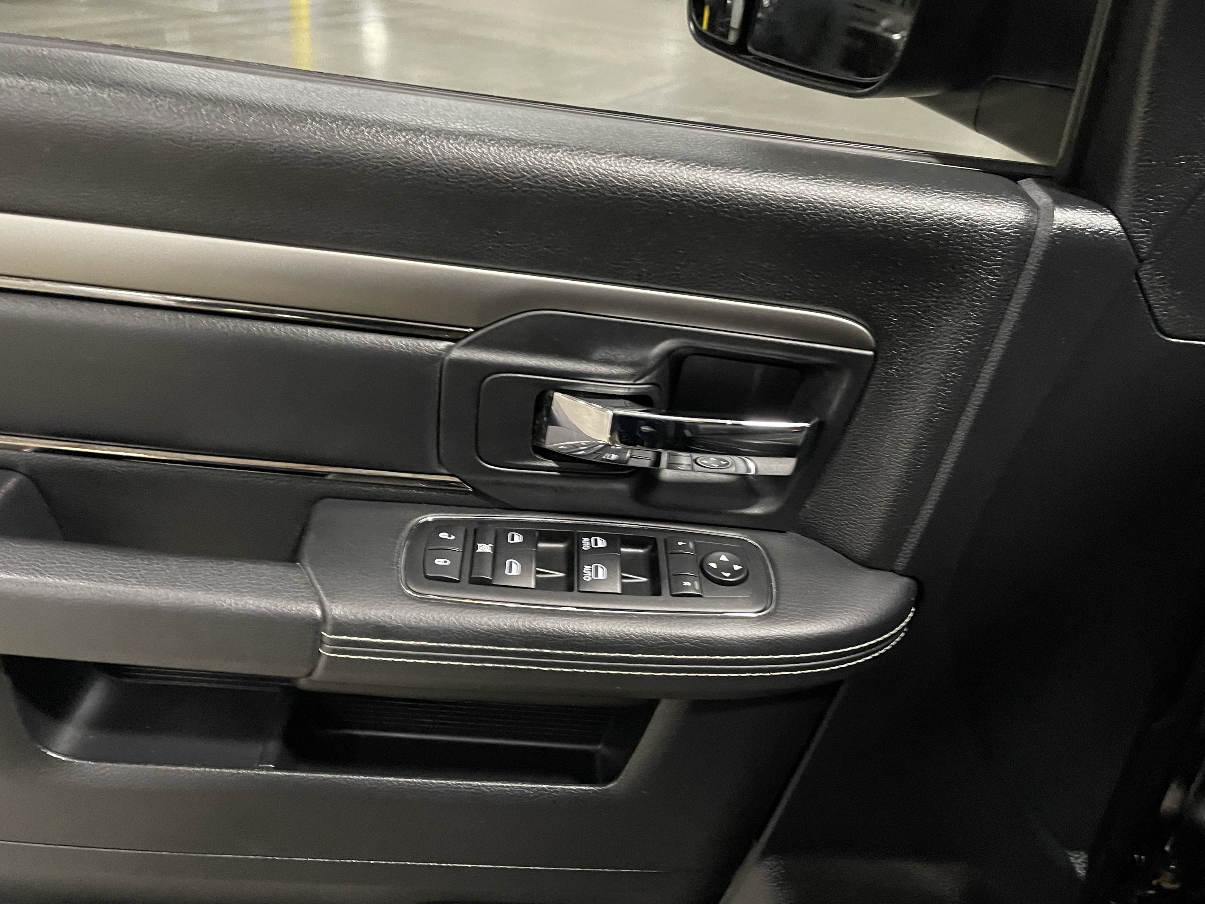 2014 RAM 1500 Sport