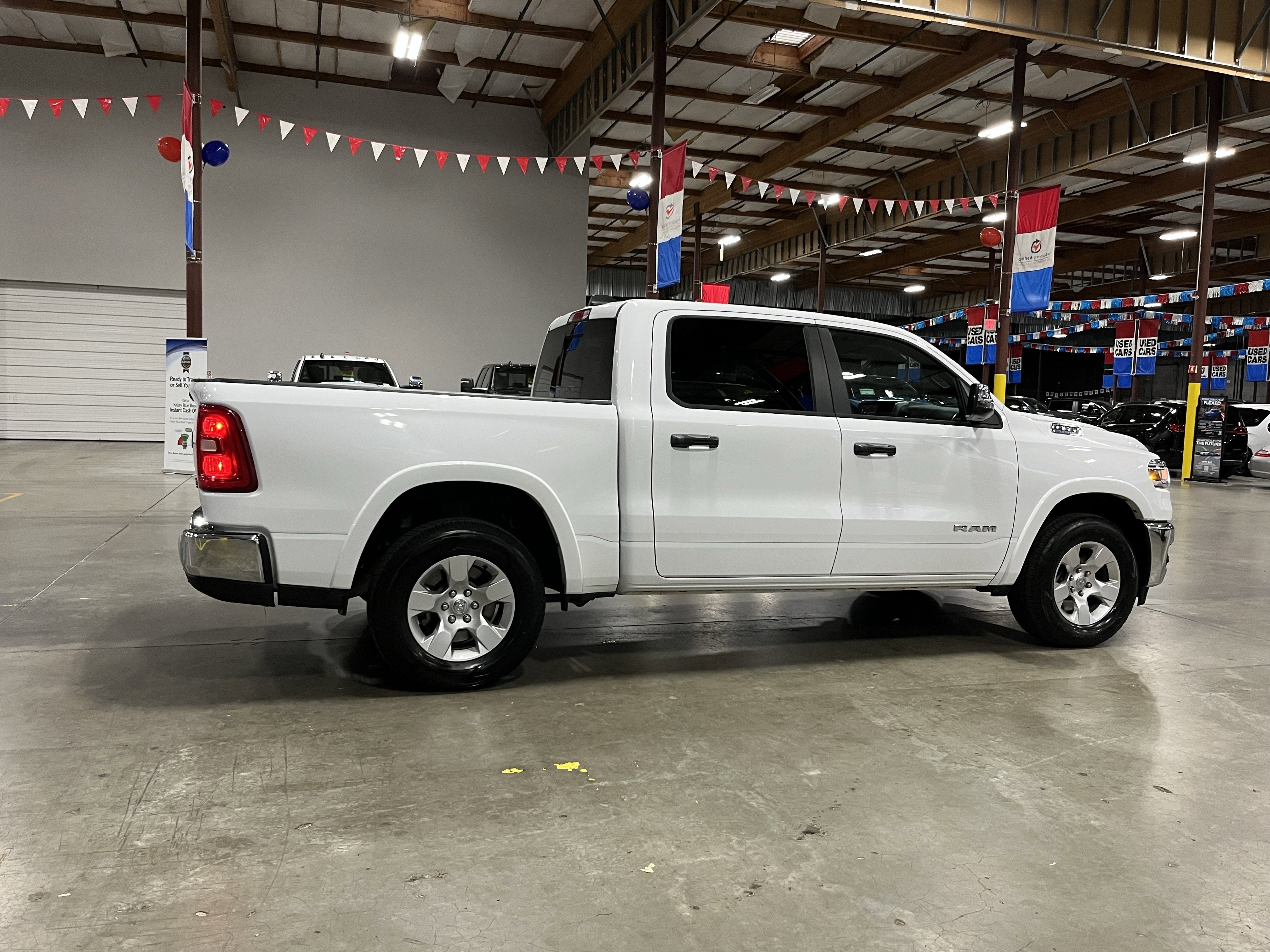 2025 RAM 1500 Big Horn/Lone Star