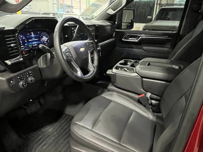 2025 Chevrolet Silverado 3500HD LTZ