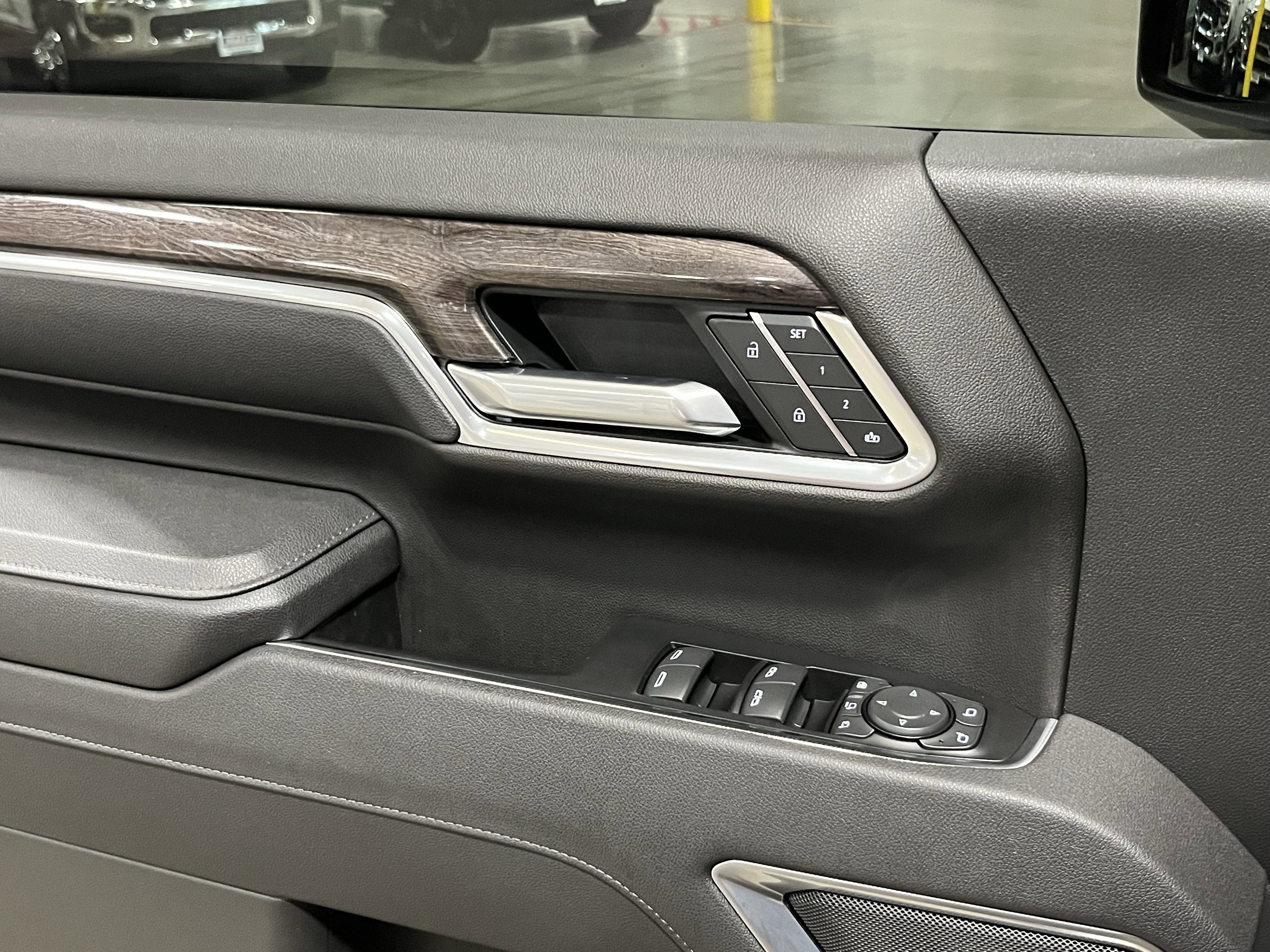 2025 Chevrolet Silverado 3500HD LTZ