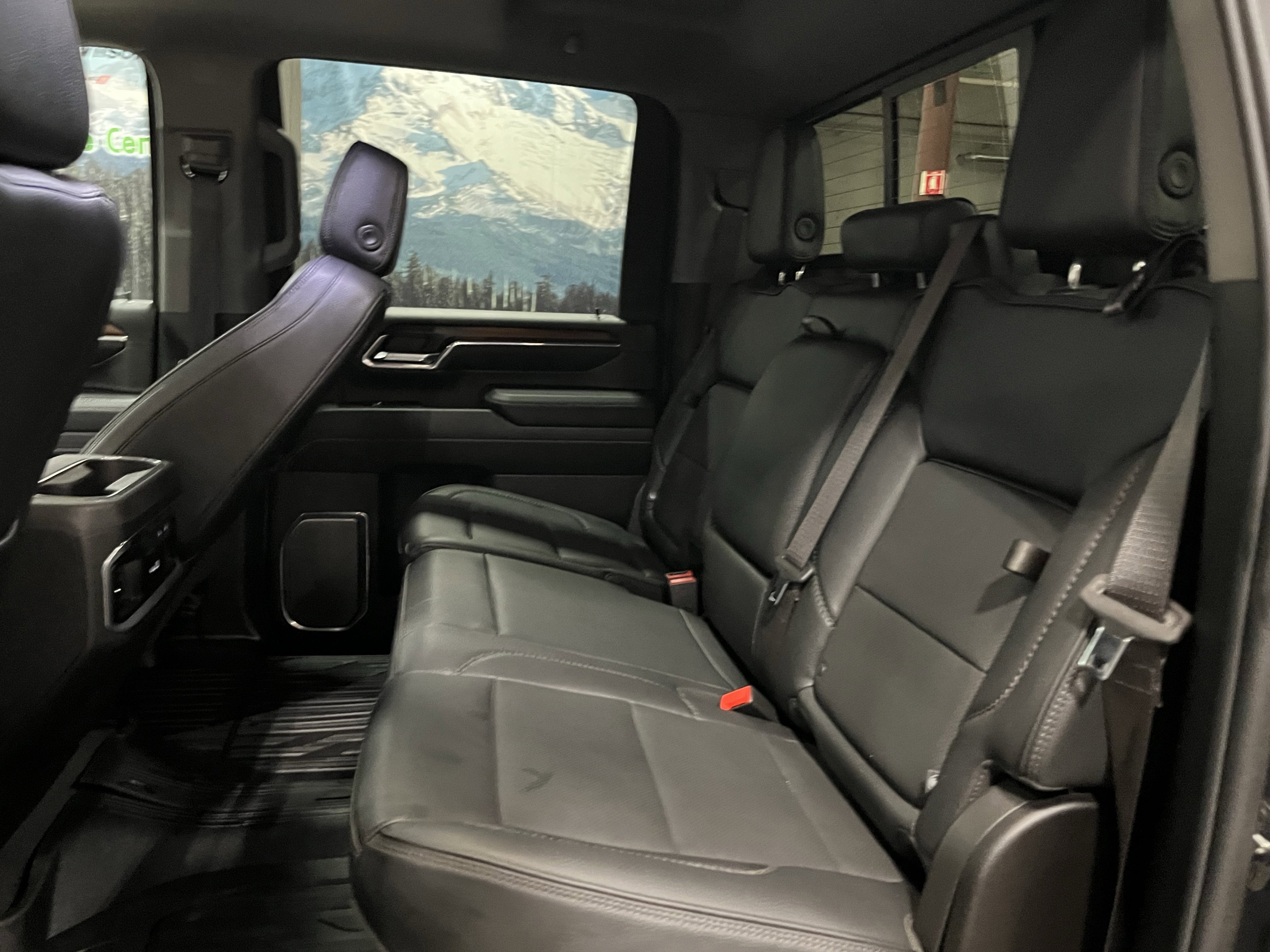 2024 GMC Sierra 3500HD Denali