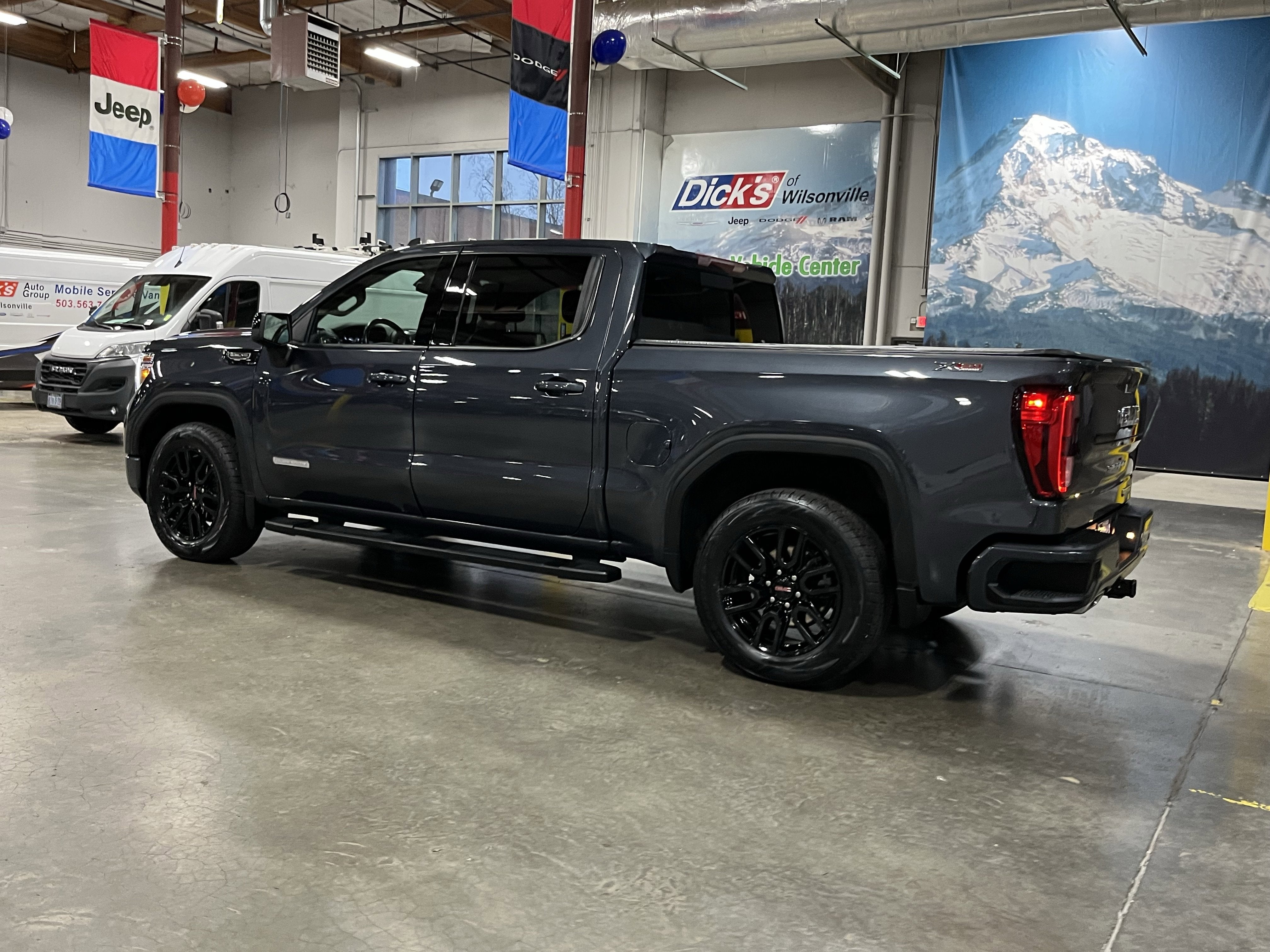 2022 GMC Sierra 1500 Limited Elevation