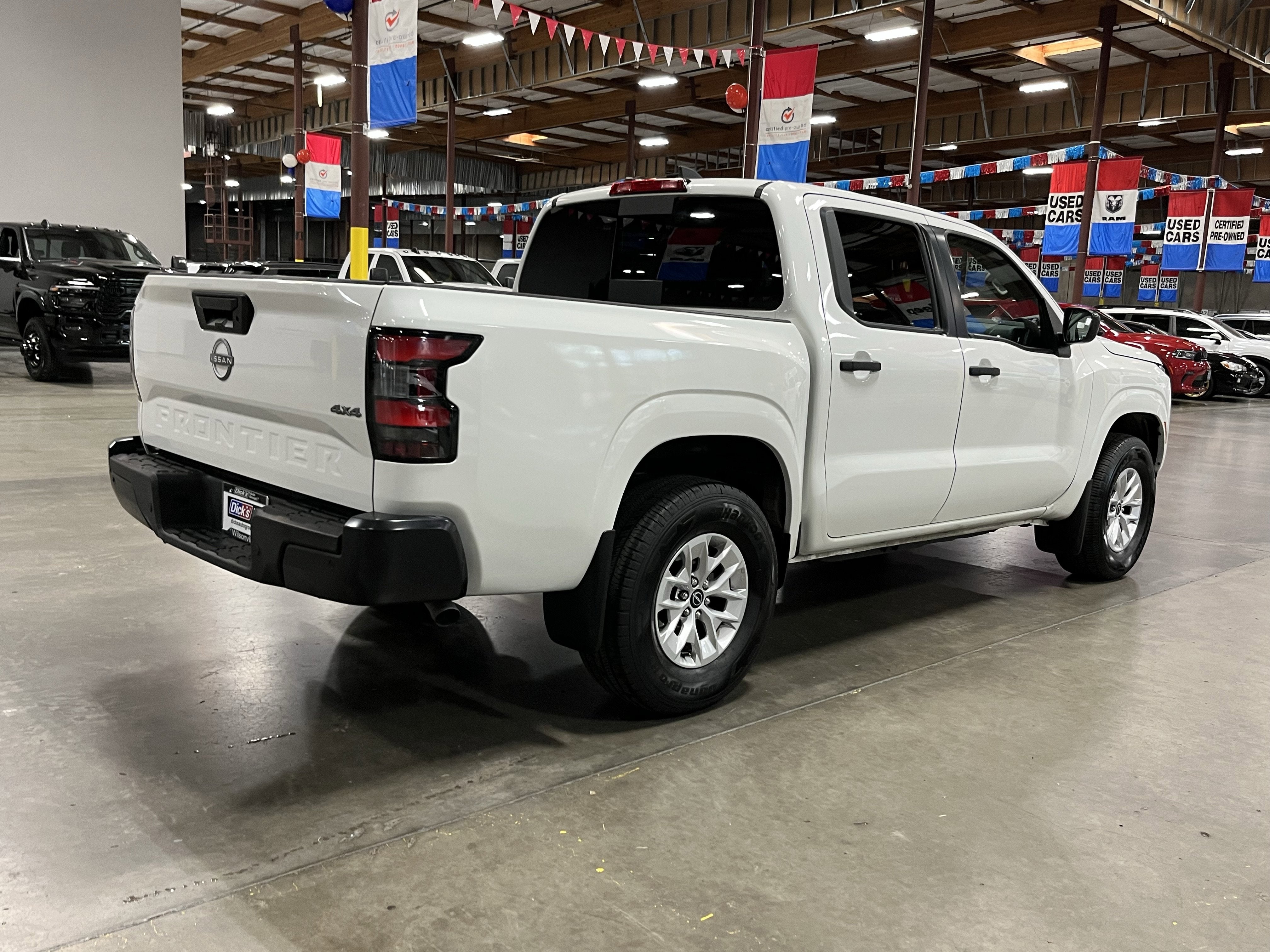 2025 Nissan Frontier S